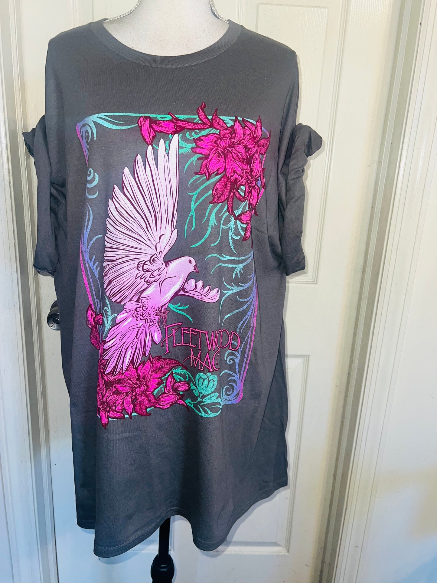 Fleetwood Mac Oversized Distressed Tee