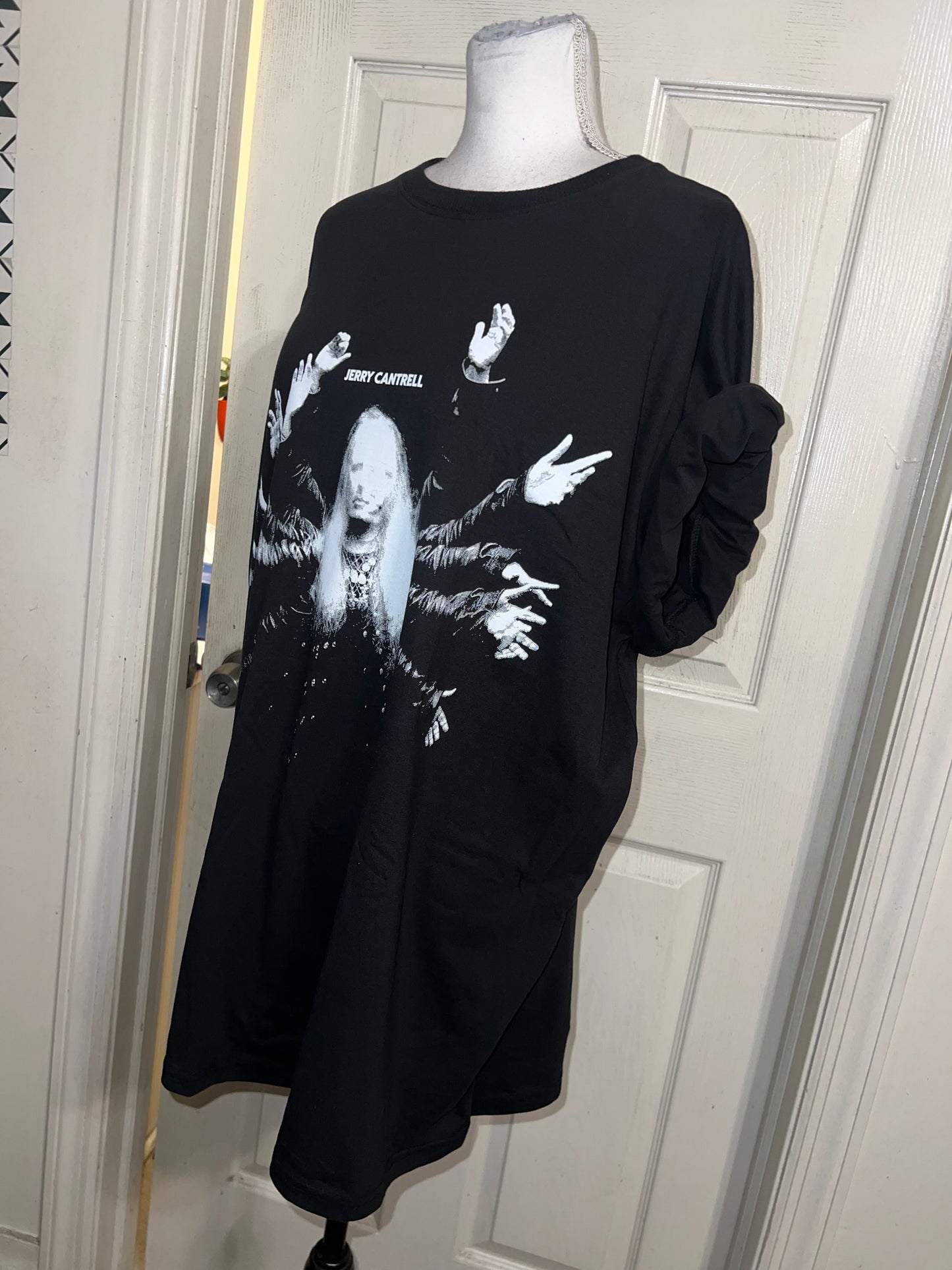 Alice in Chains’ Jerry Cantrell Oversized Distressed Tee