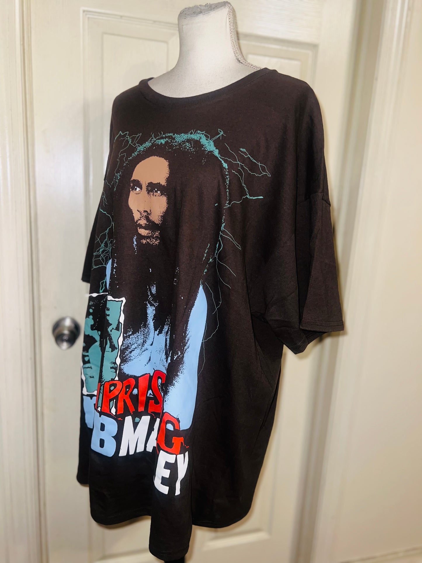 Bob Marley Oversized Distressed Tee