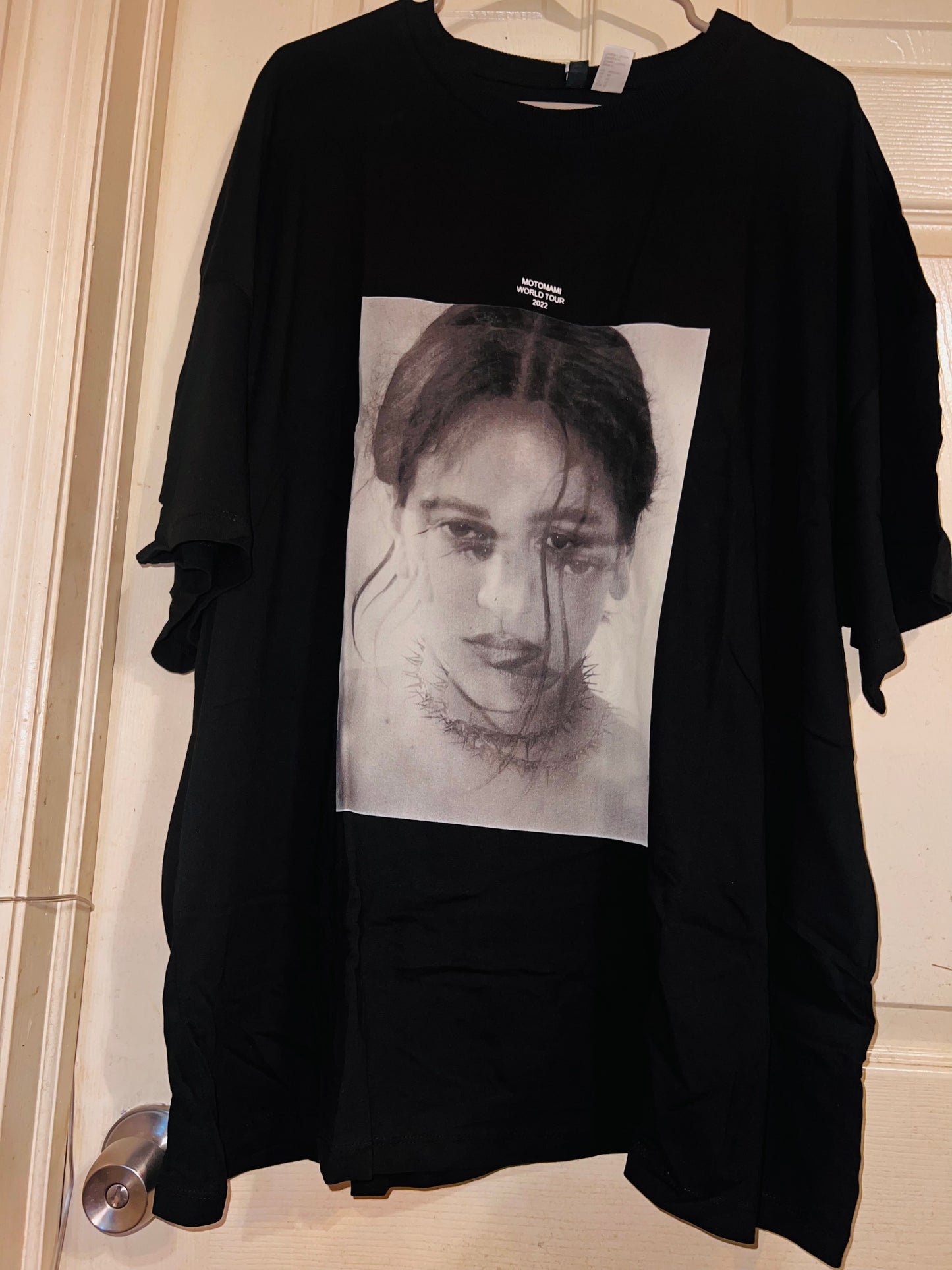 Rosalia Oversized Distressed Tee