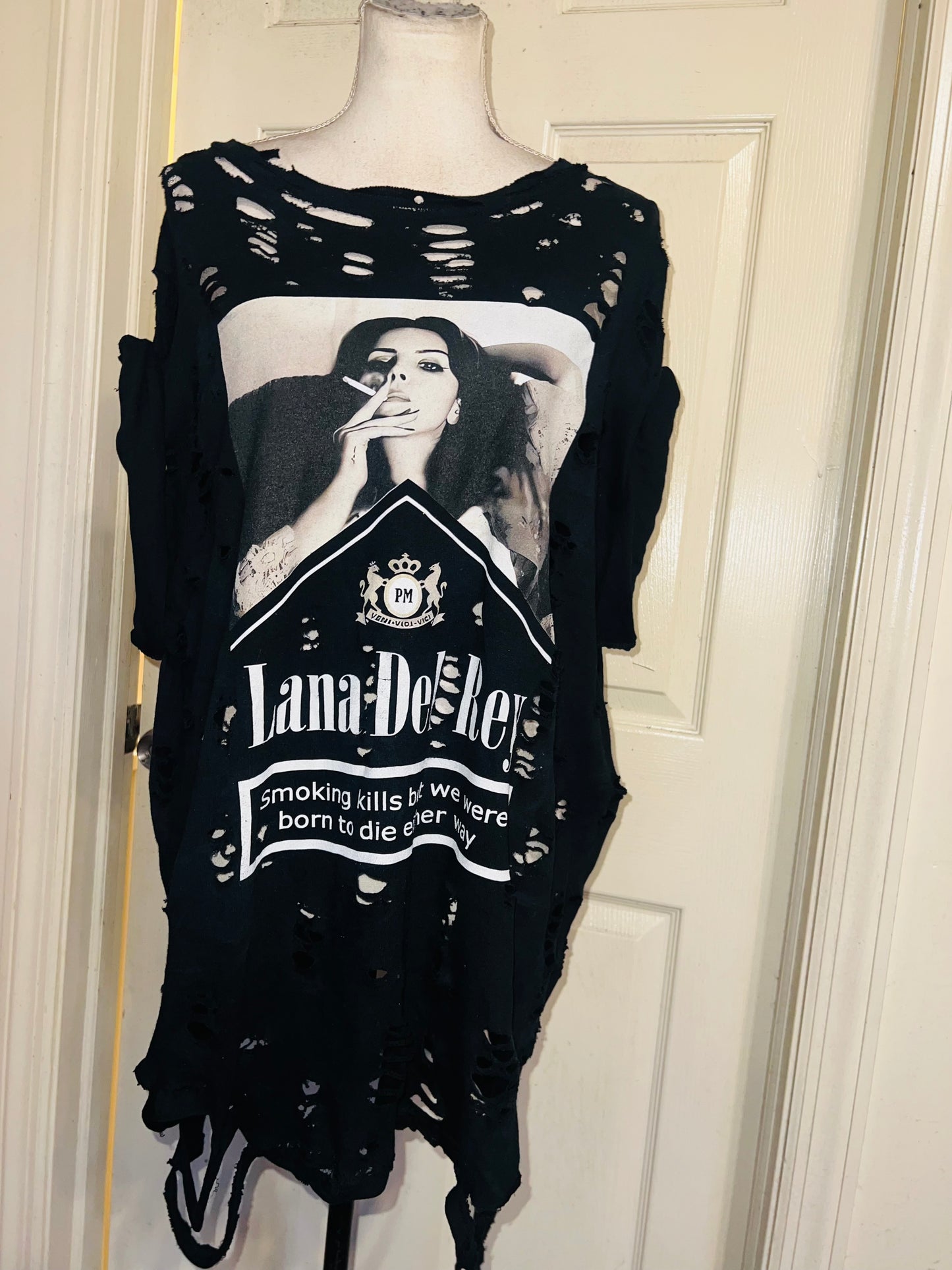 Lana Del Rey Born to Die Oversized Distressed Tee