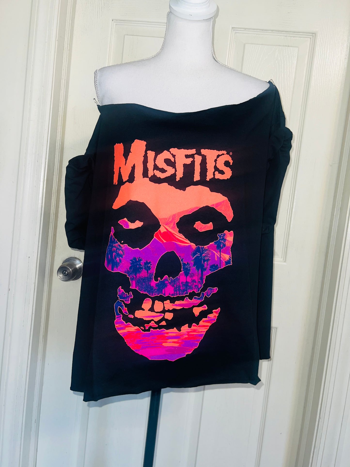 Misfits Oversized Off The Shoulder Distressed Tee
