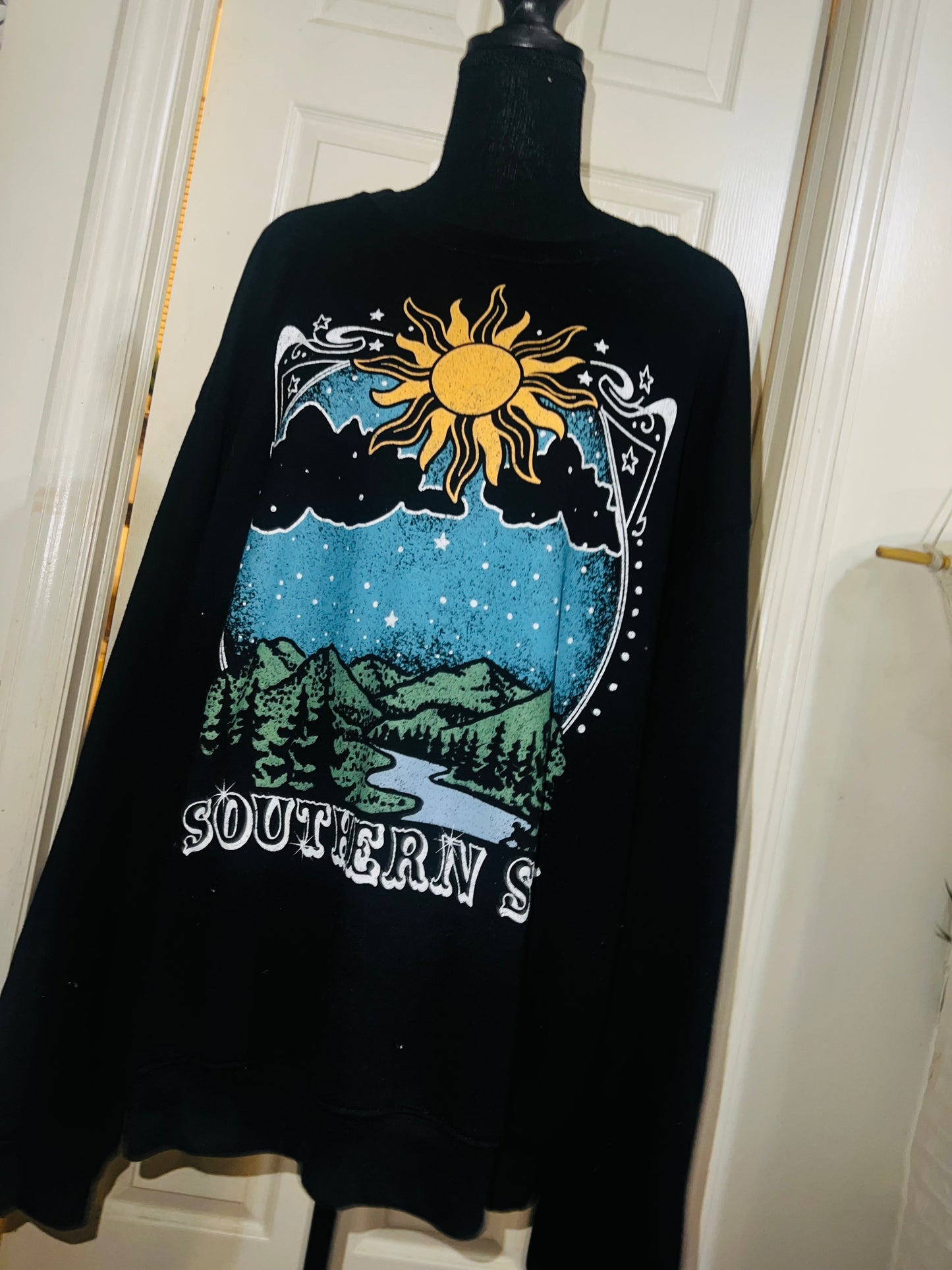 “Southern Sky” Oversized Sweatshirt