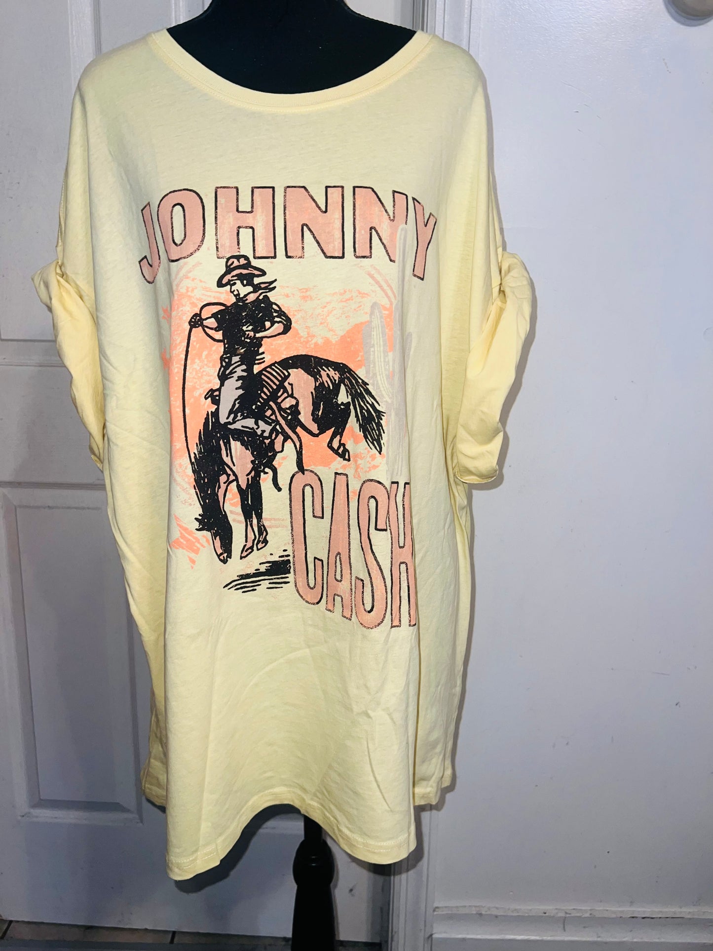 Johnny Cash Oversized Distressed Tee
