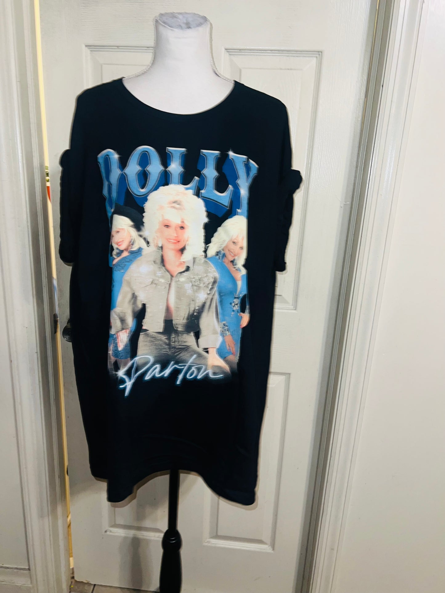 Dolly Parton Oversized Distressed Tee
