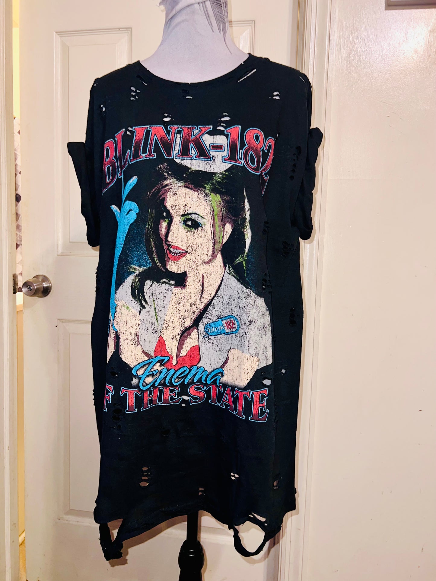 Blink 182 Oversized Distressed Tee