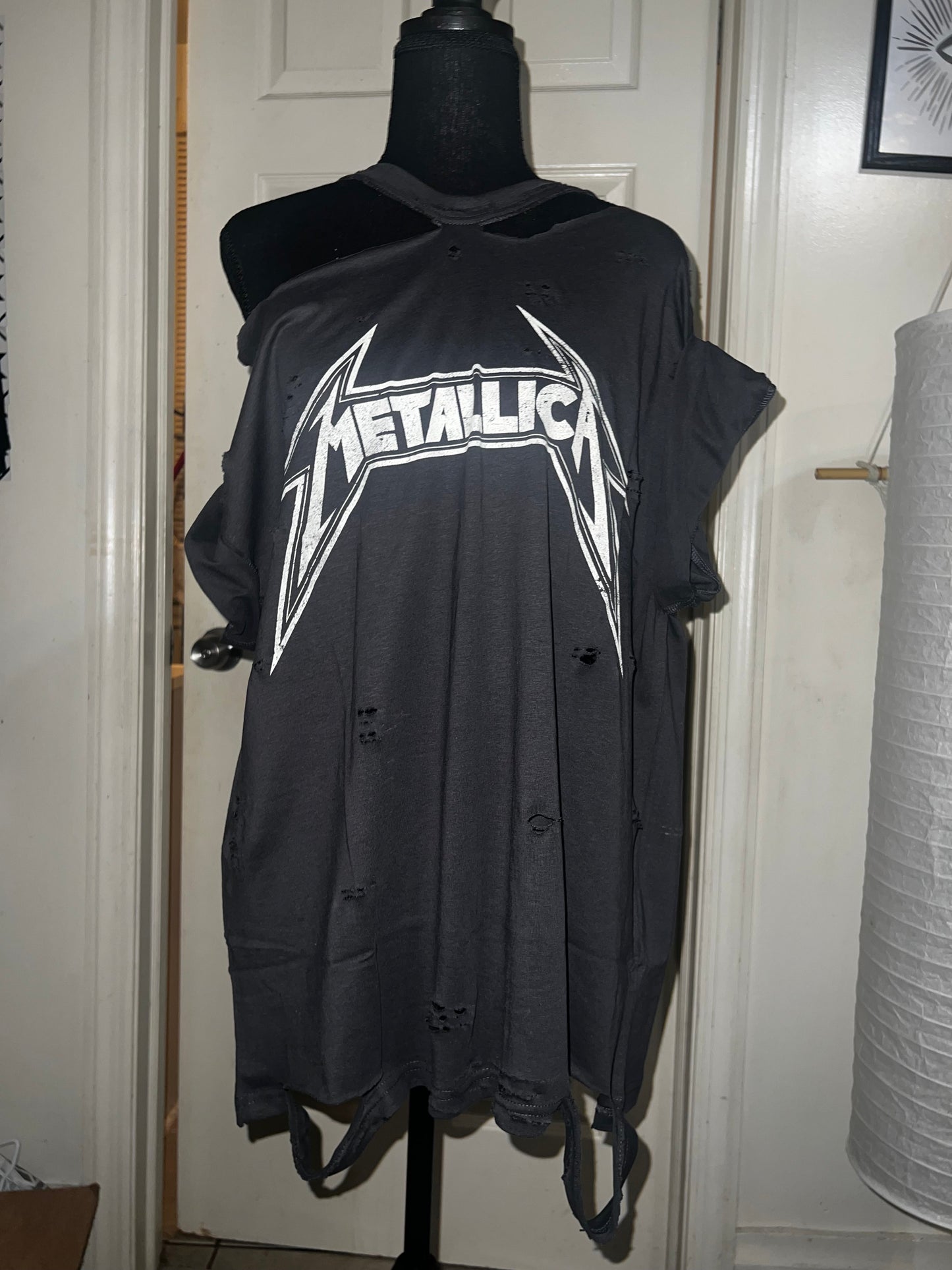 Metallica Oversized Distressed Tee