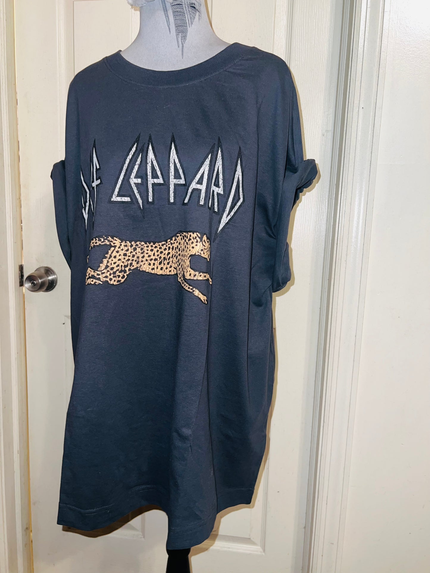 Def Leppard Oversized Distressed Tee