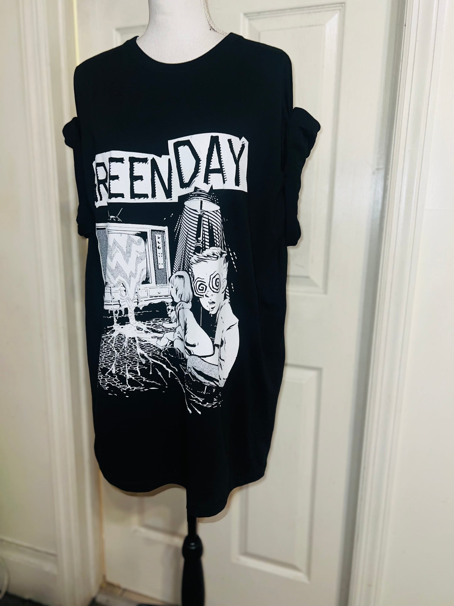 Green Day Oversized Distressed Tee