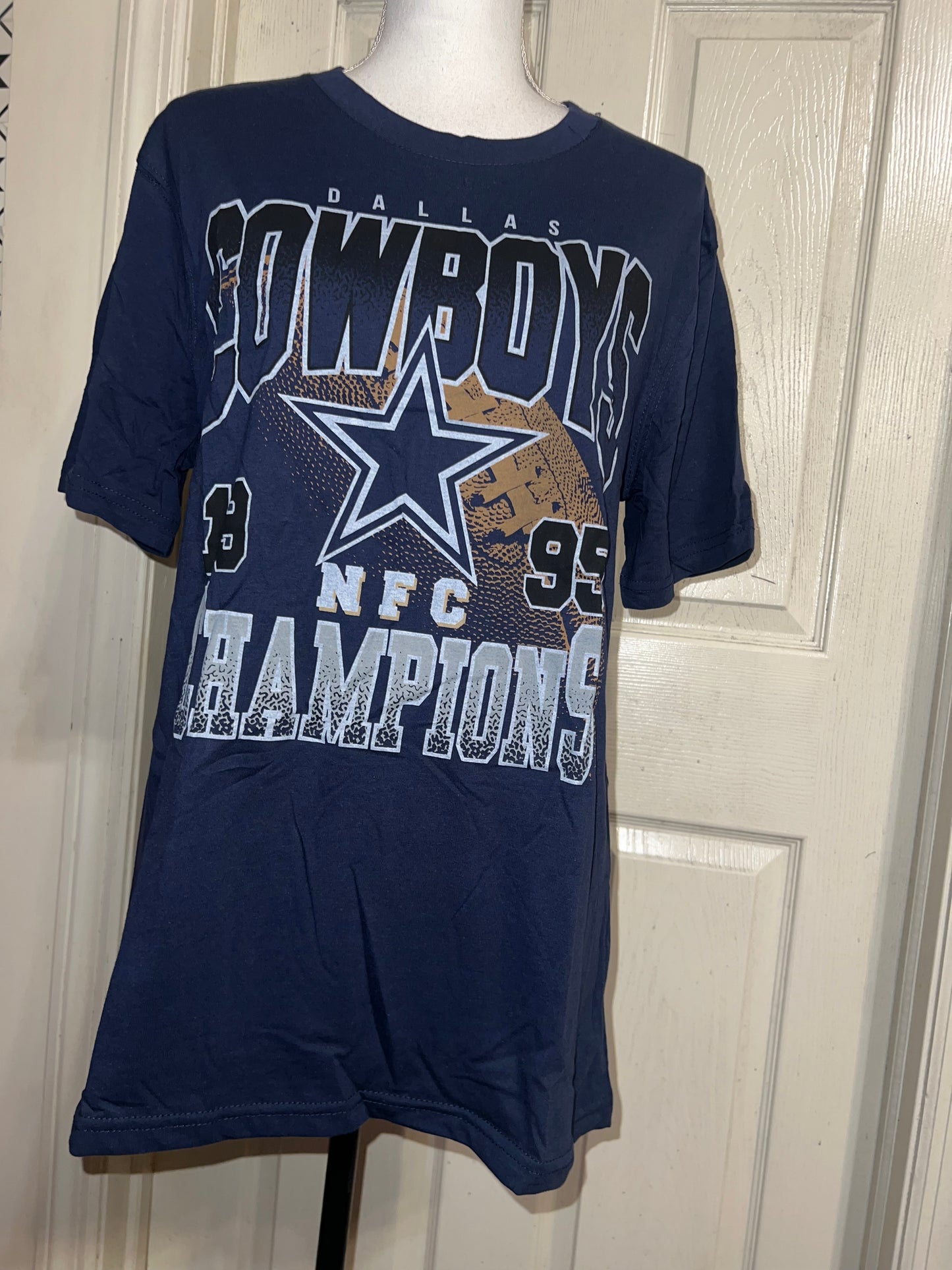 Dallas Cowboys Oversized Distressed Tee