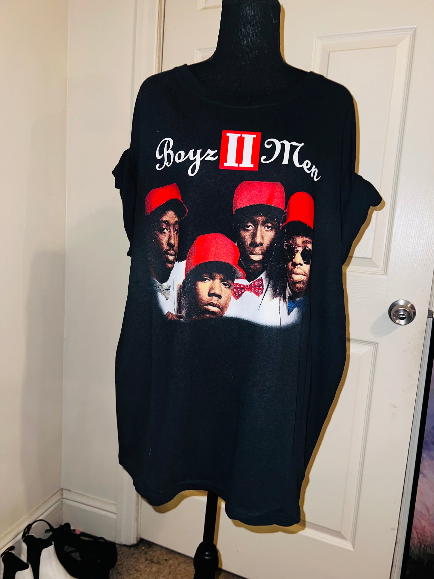 Boyz II Men Oversized Distressed Tee