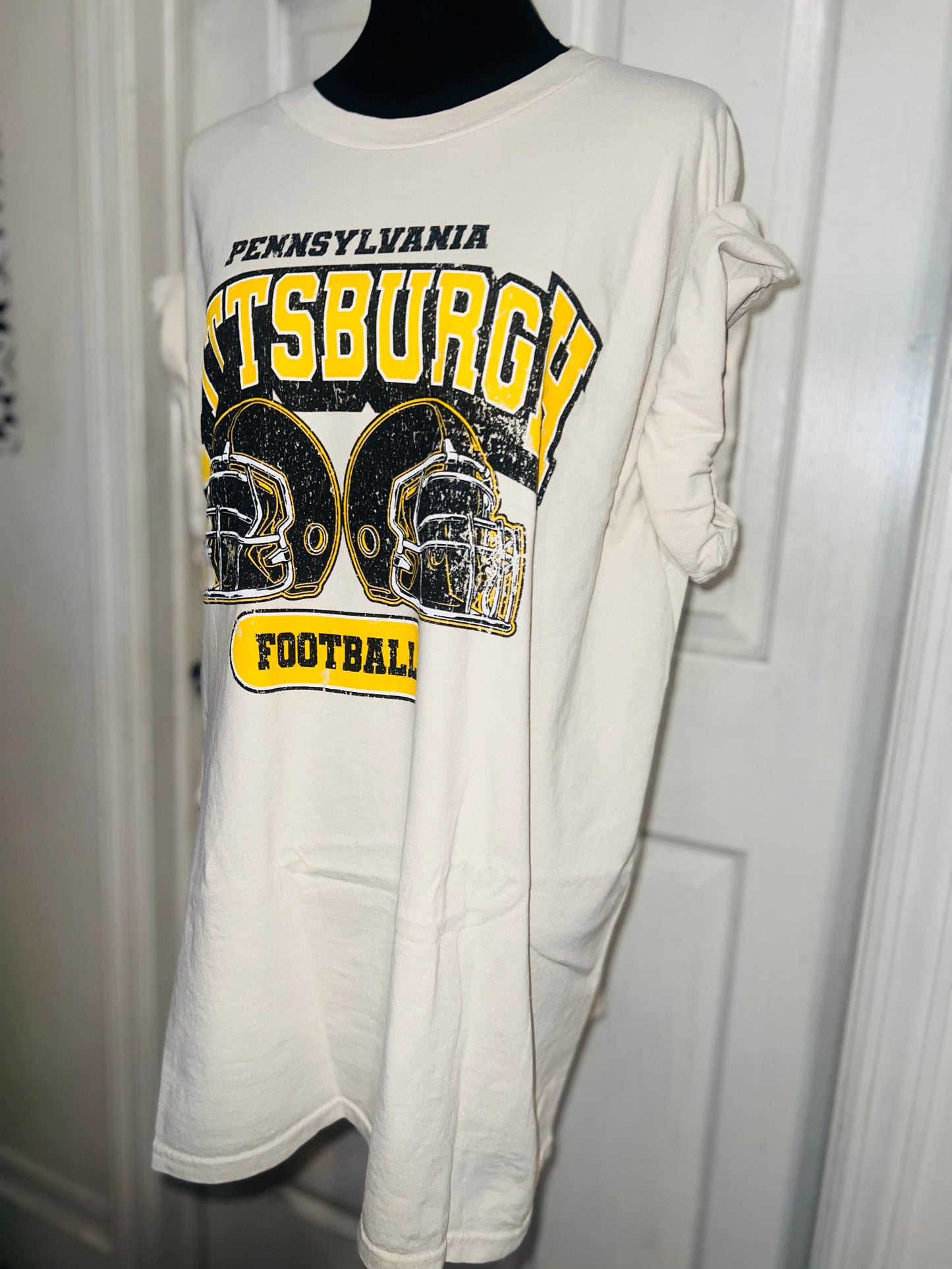 Pittsburgh Steelers Oversized Distressed Tee