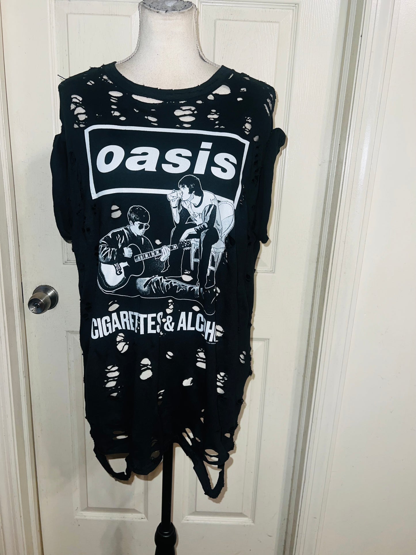 Oasis Oversized Distressed Tee