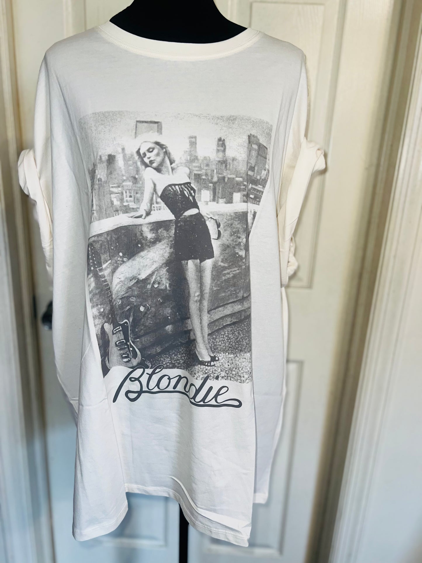 Blondie Oversized Distressed Tee