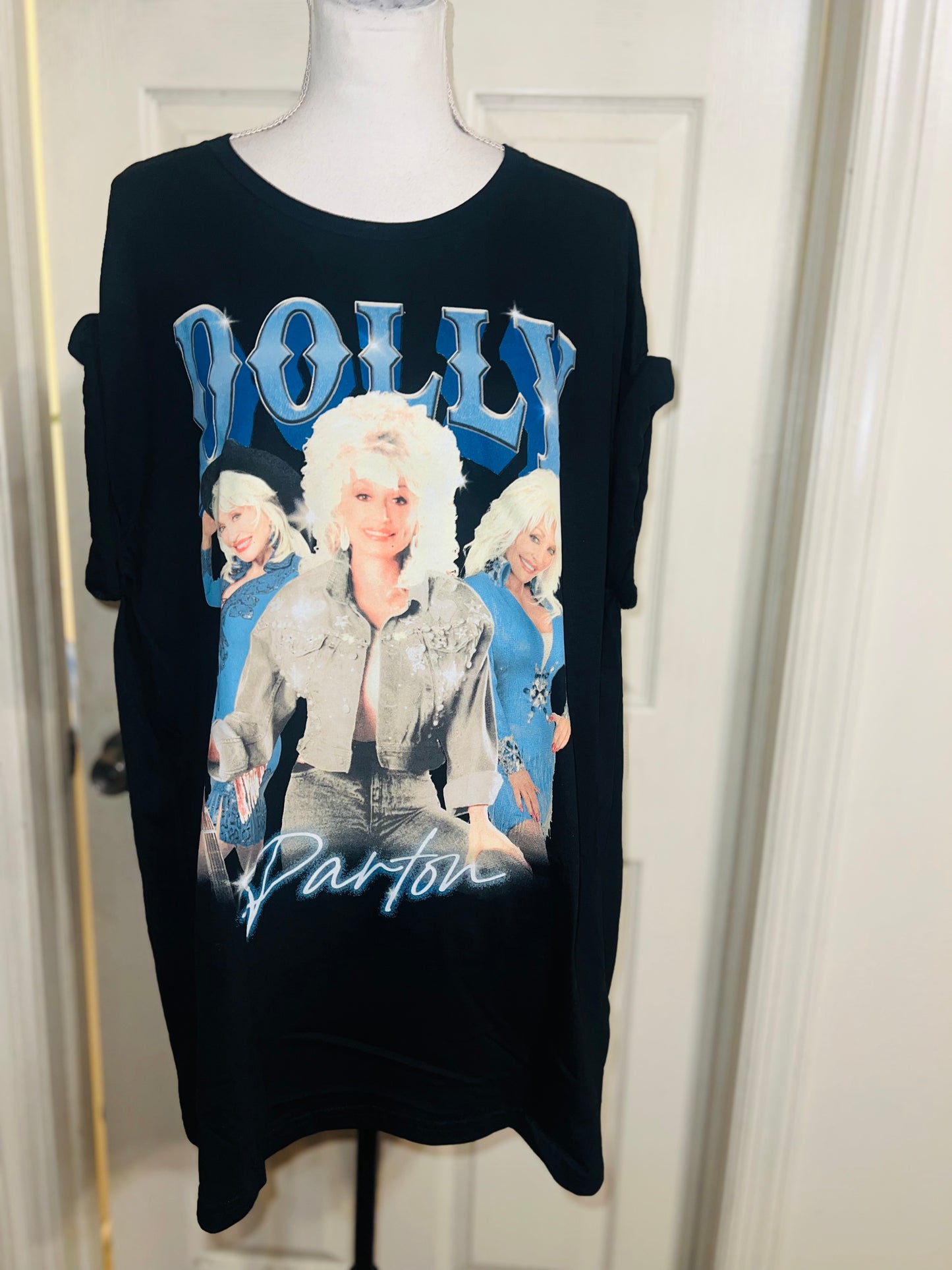 Dolly Parton Oversized Distressed Tee