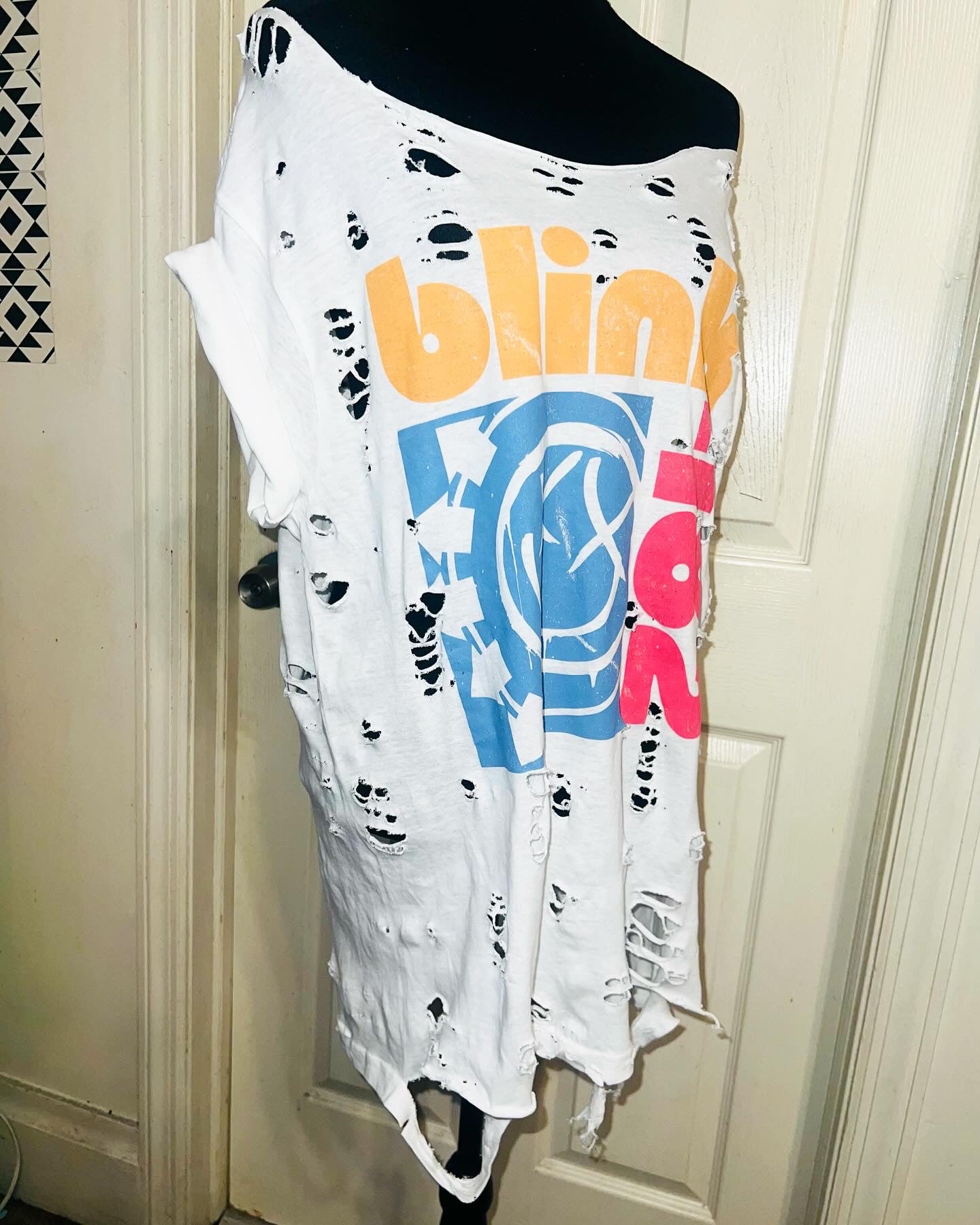 Blink 182 Oversized Distressed Tee