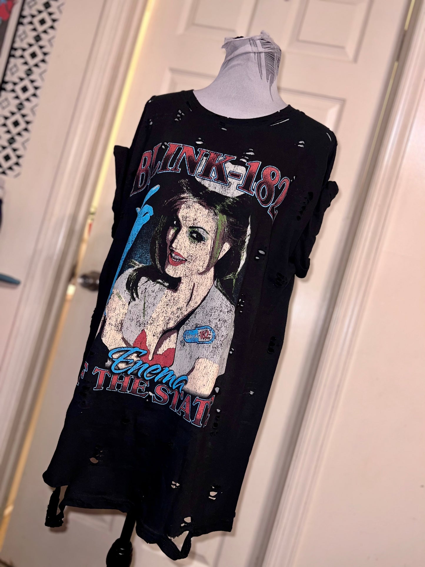 Blink 182 Oversized Distressed Tee
