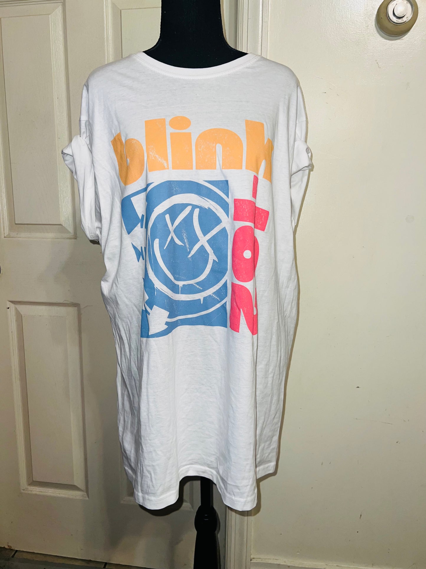 Blink 182 Oversized Distressed Tee