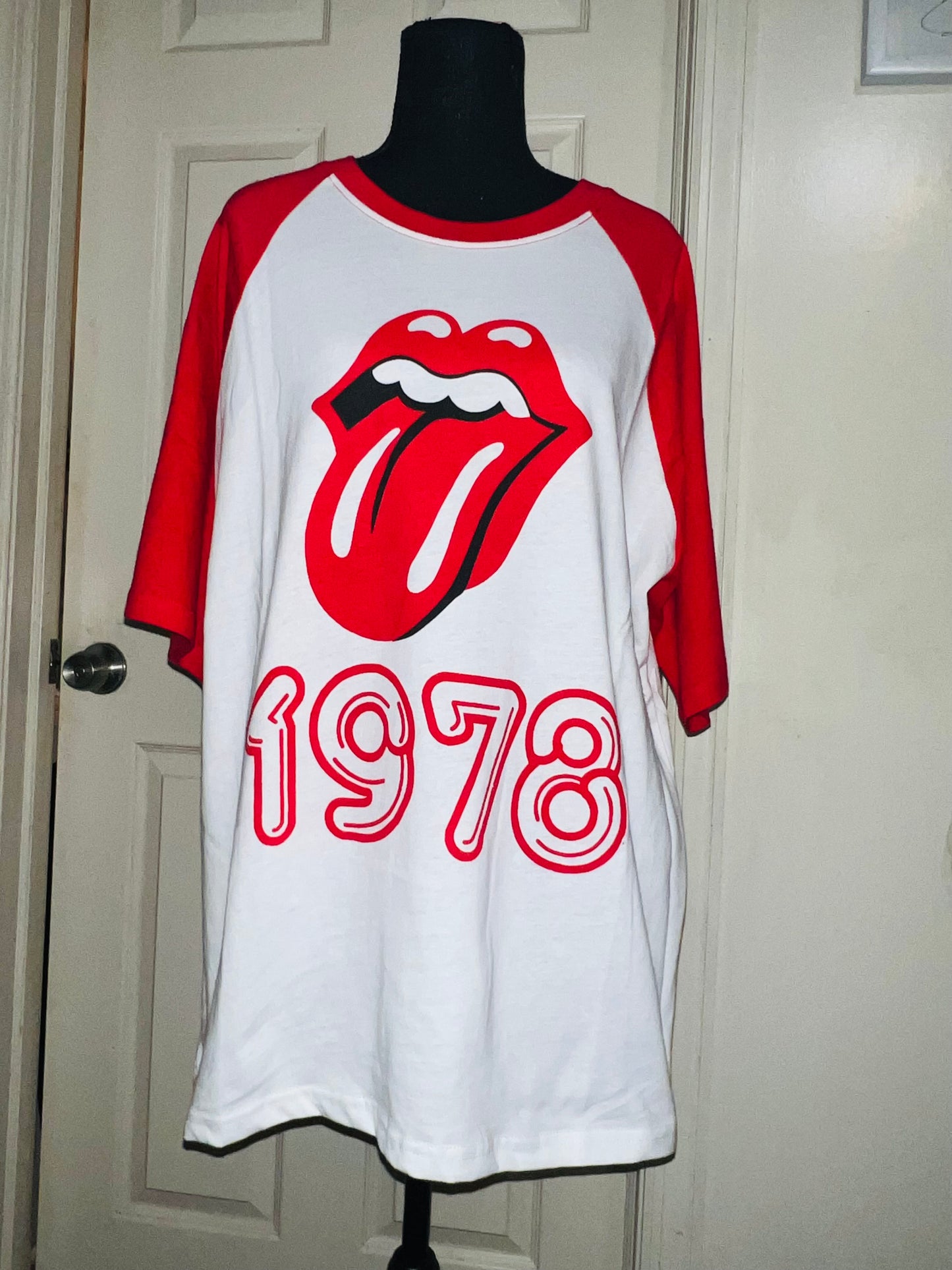 The Rolling Stones Raglan Oversized Distresed Tee