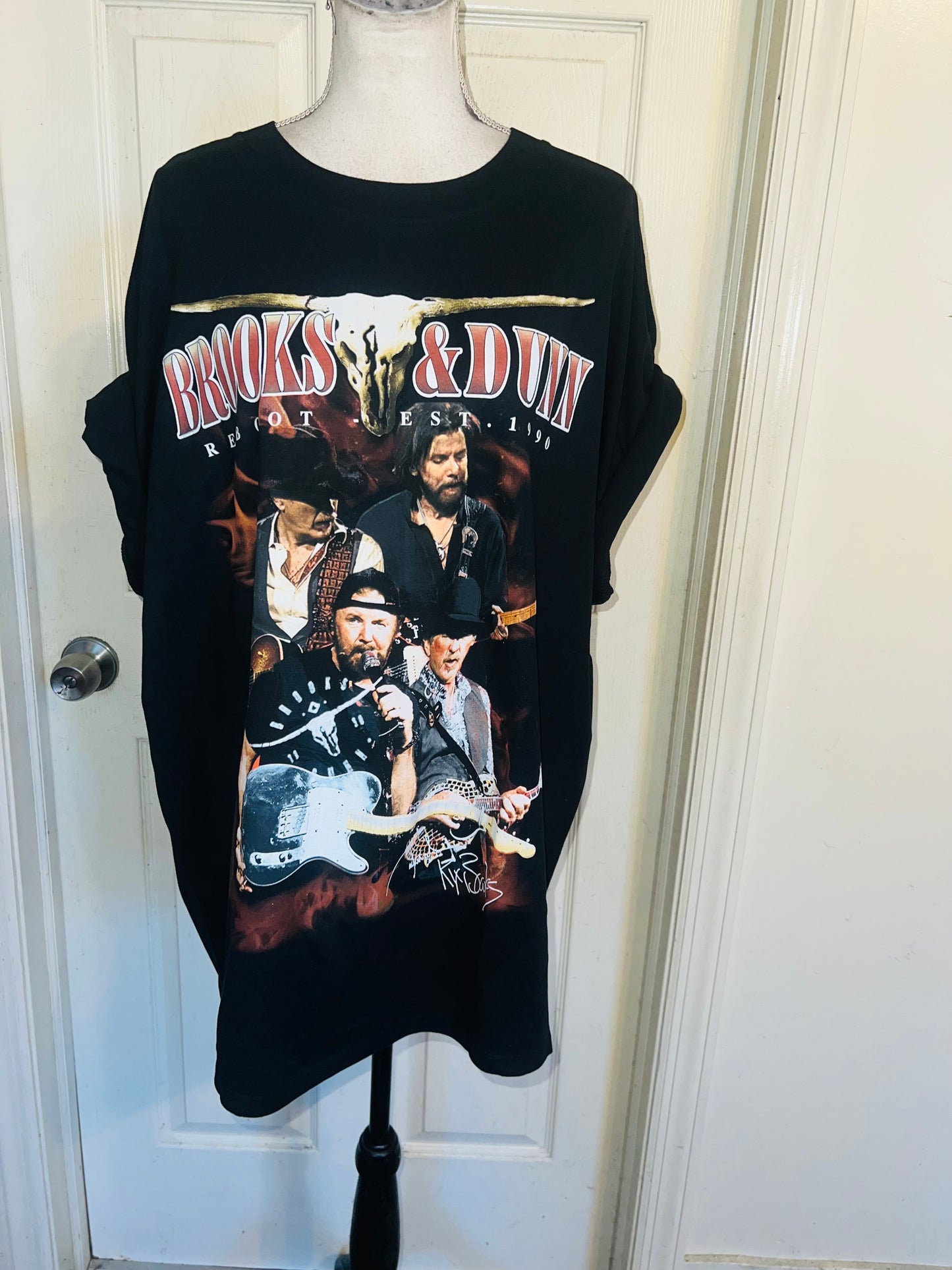 Brooks & Dunn Oversized Distressed Tee