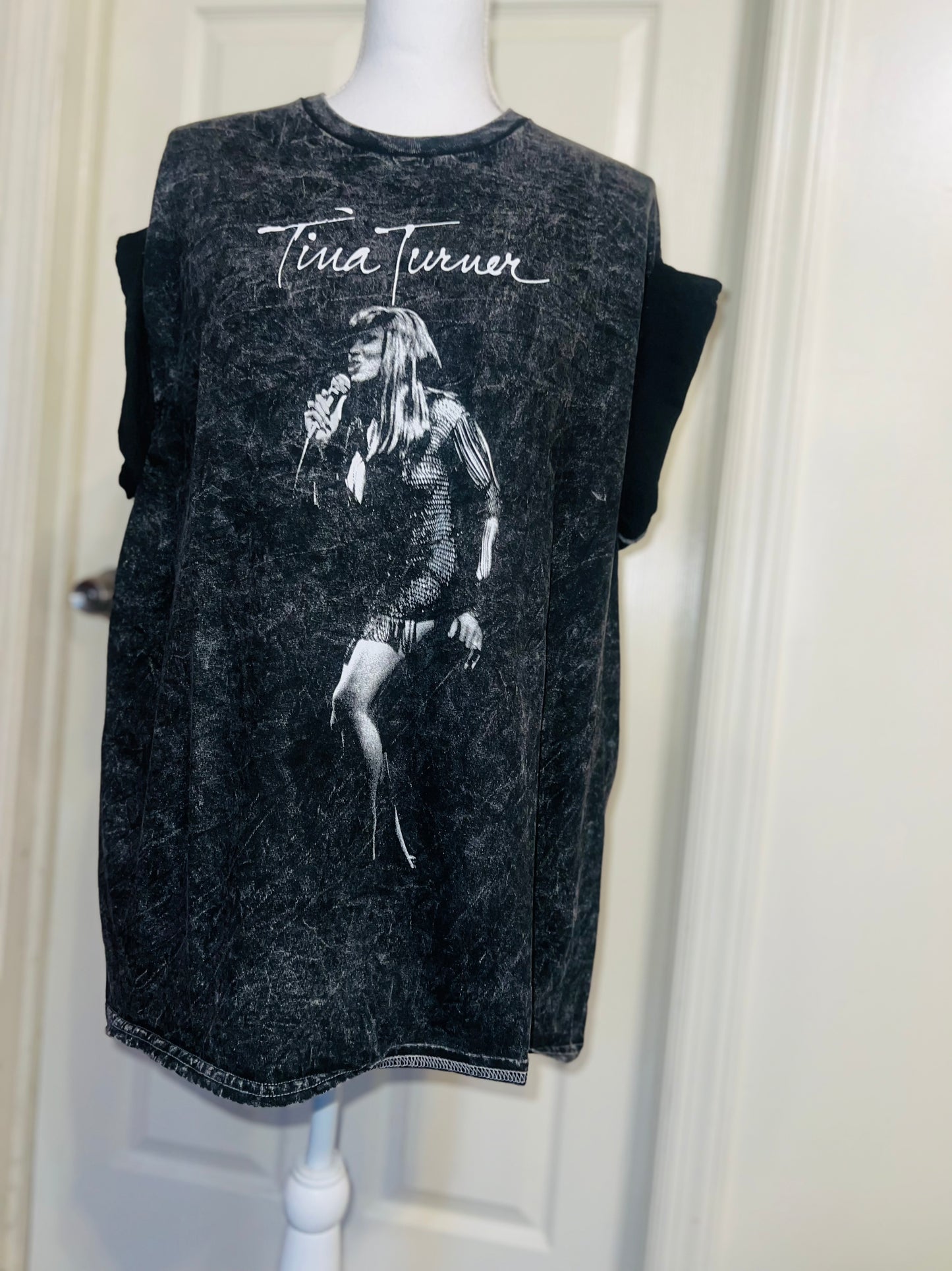 Tina Turner Oversized Distressed Tee
