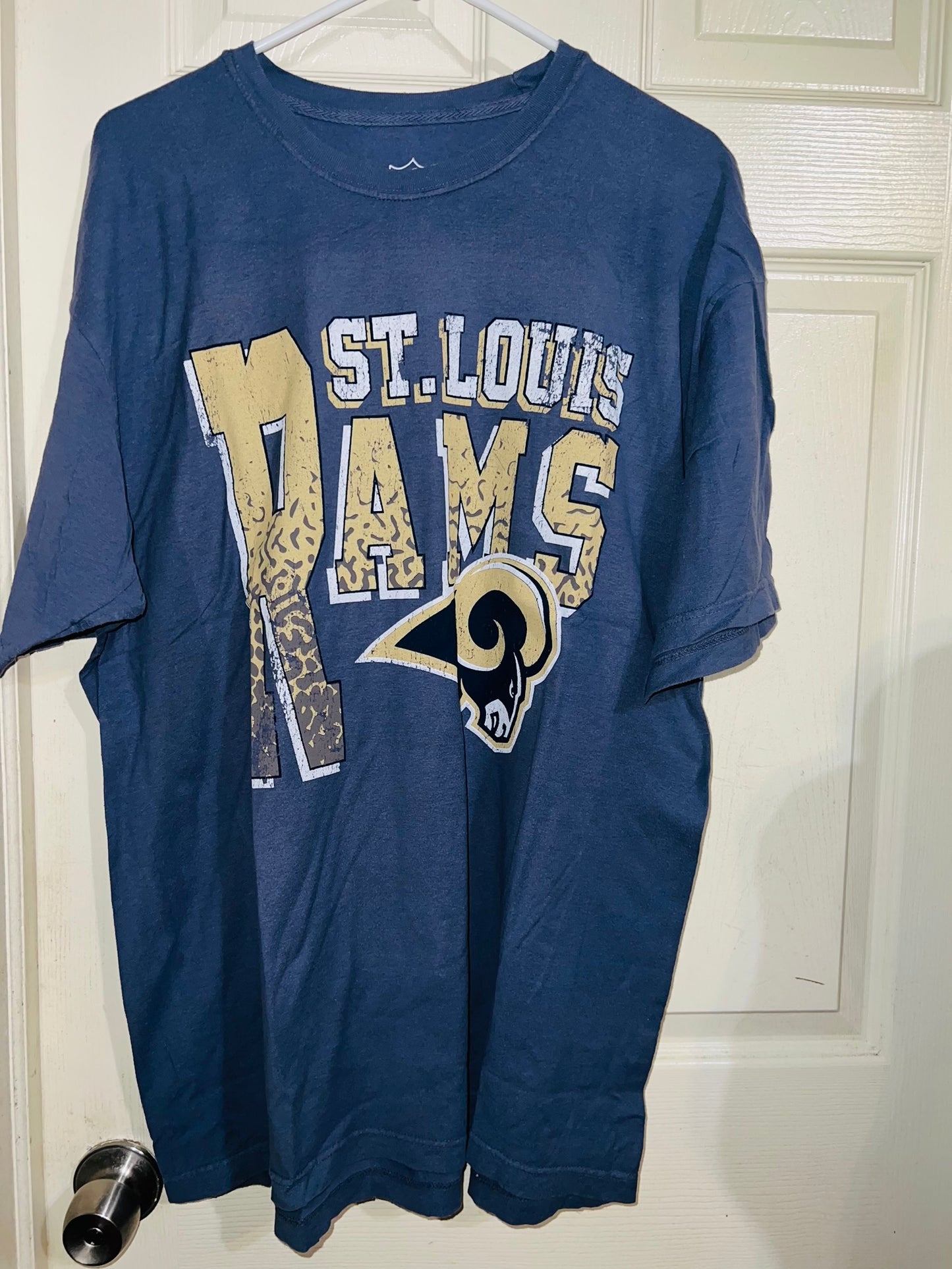 St. Louis Rams Oversized Distressed Tee