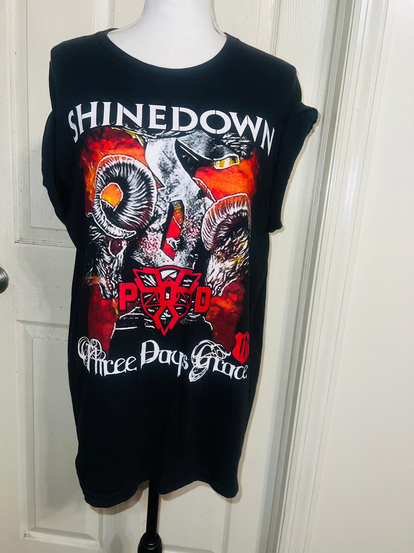 Vintage Shinedown/Three Days Grace Double Sided Oversized Tee