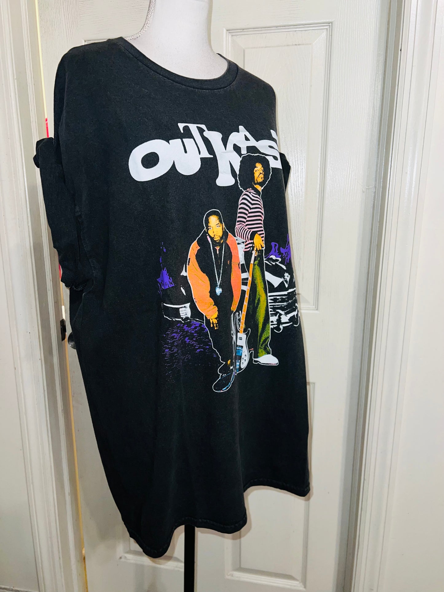 Outkast Oversized Distressed Tee