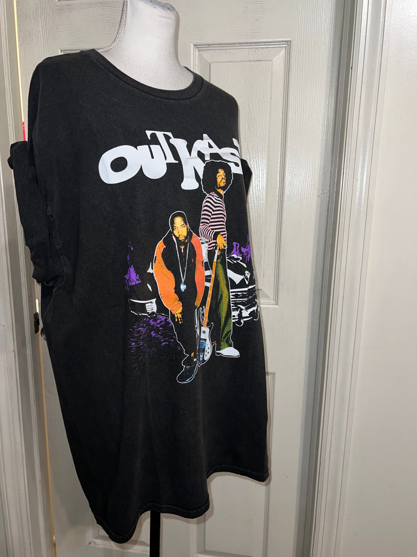 Outkast Oversized Distressed Tee