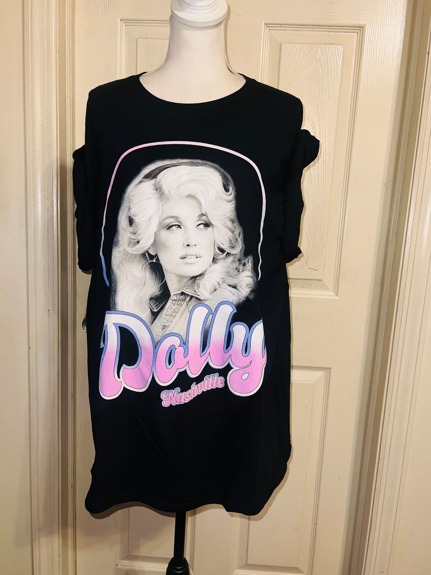 Dolly Parton Oversized Distressed Tee