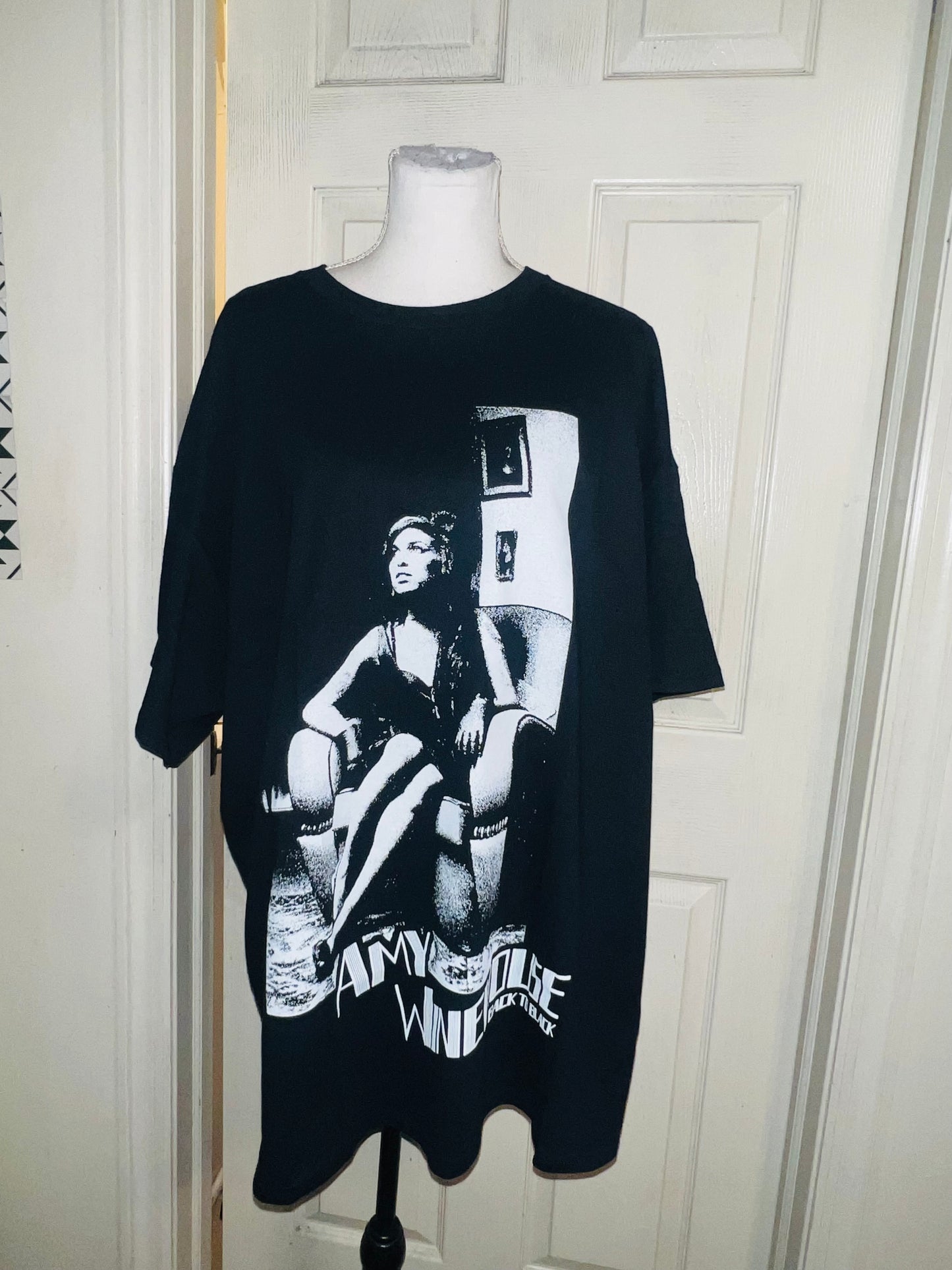 Amy Winehouse Oversized Distressed Tee