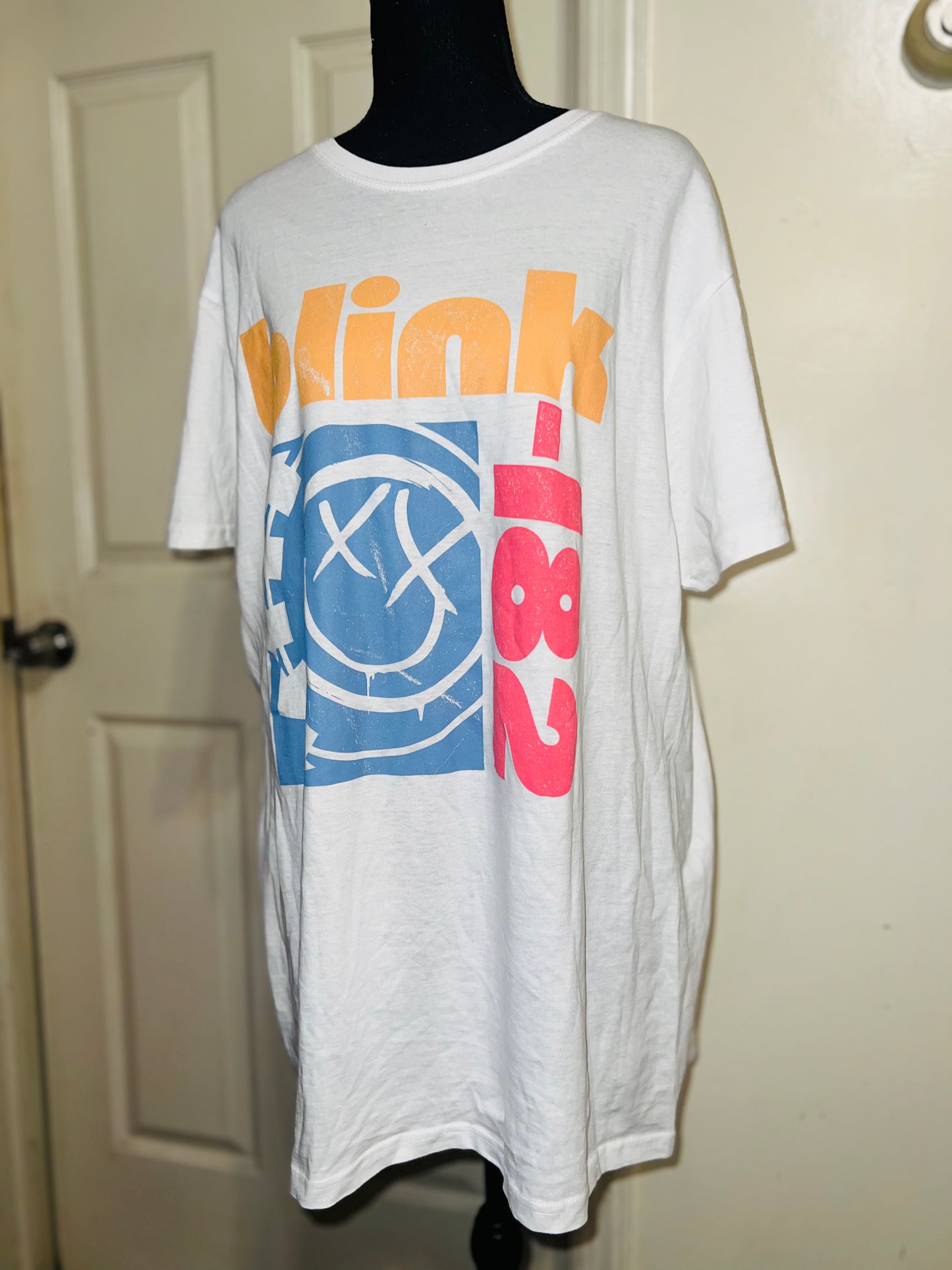 Blink 182 Oversized Distressed Tee