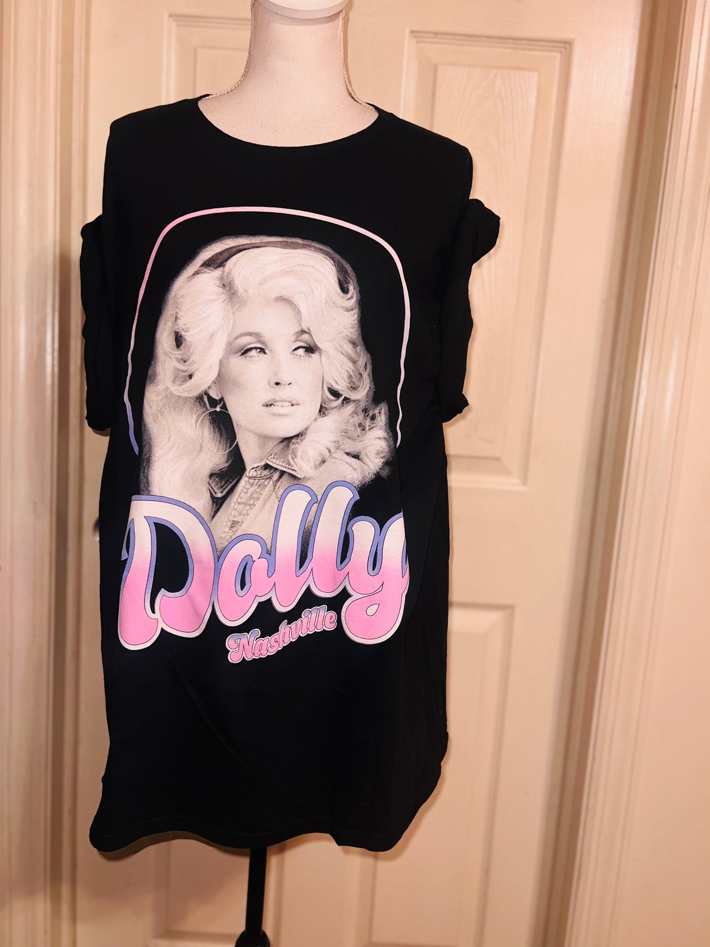 Dolly Parton Oversized Distressed Tee