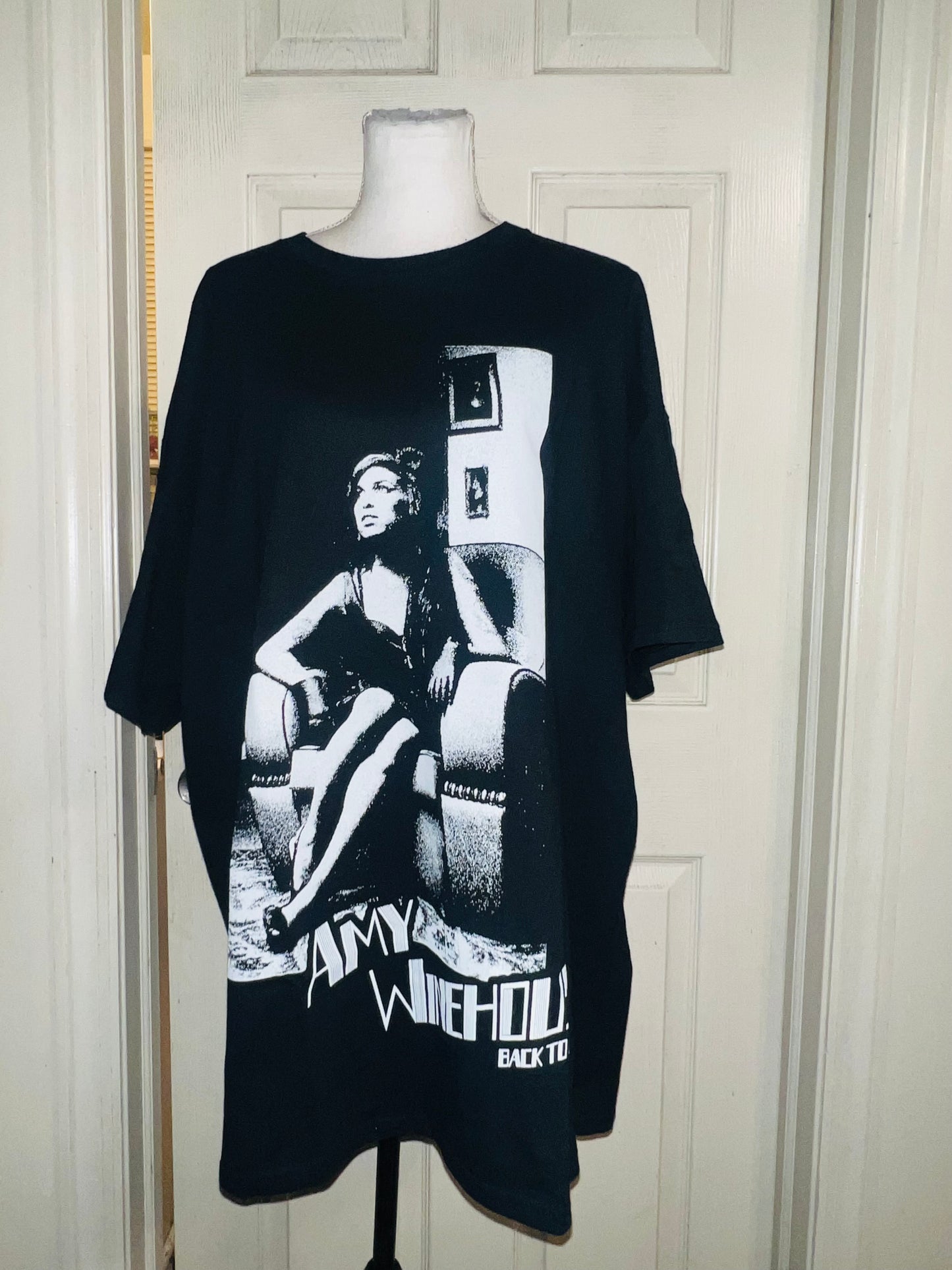 Amy Winehouse Oversized Distressed Tee