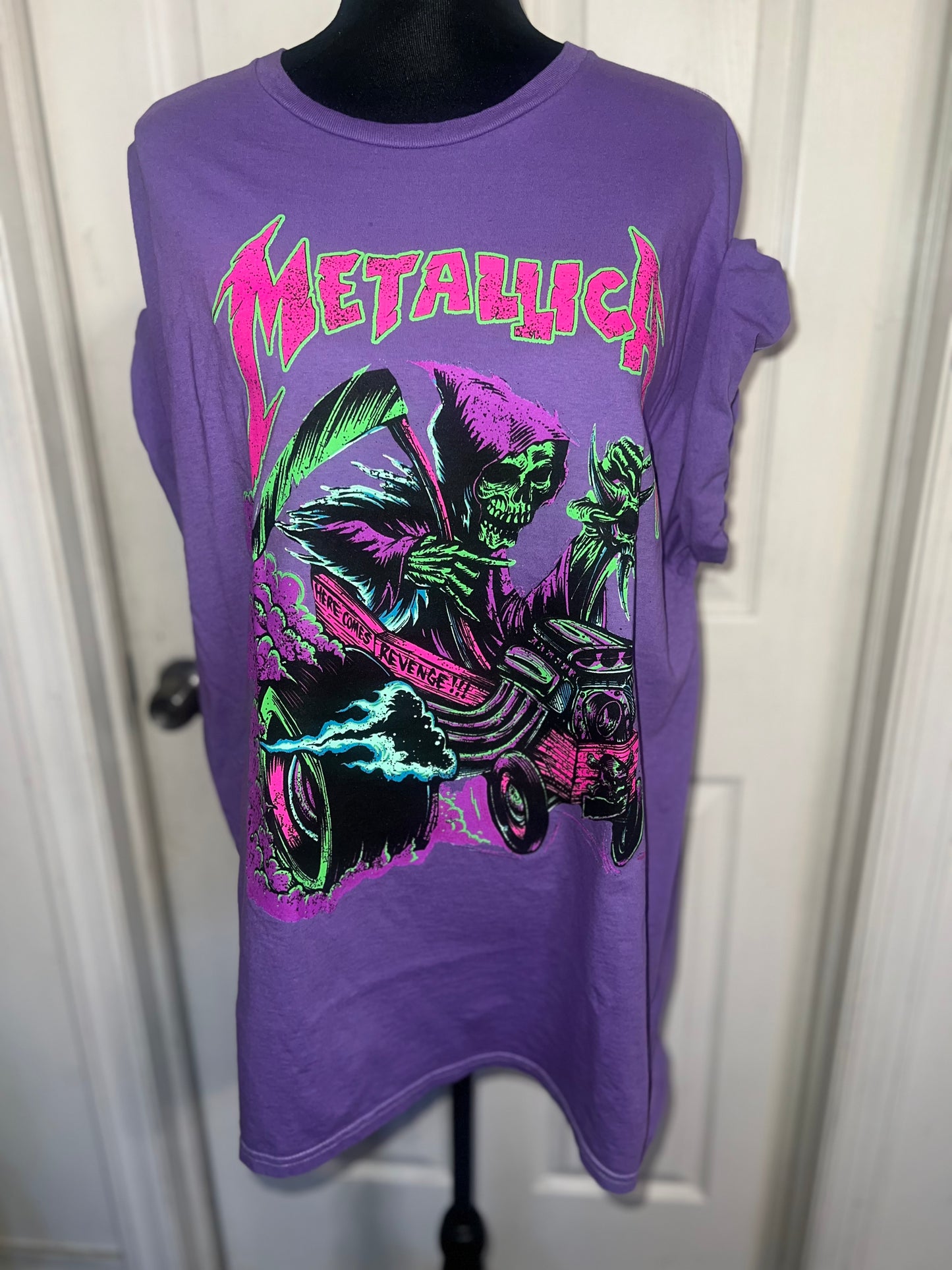 Metallica Oversized Distressed Tee