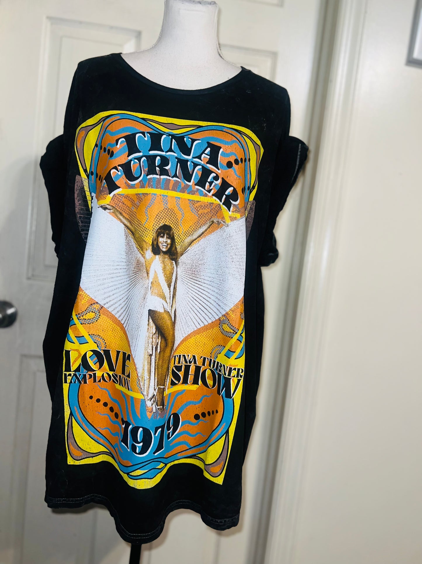 Tina Turner Oversized Distressed Tee