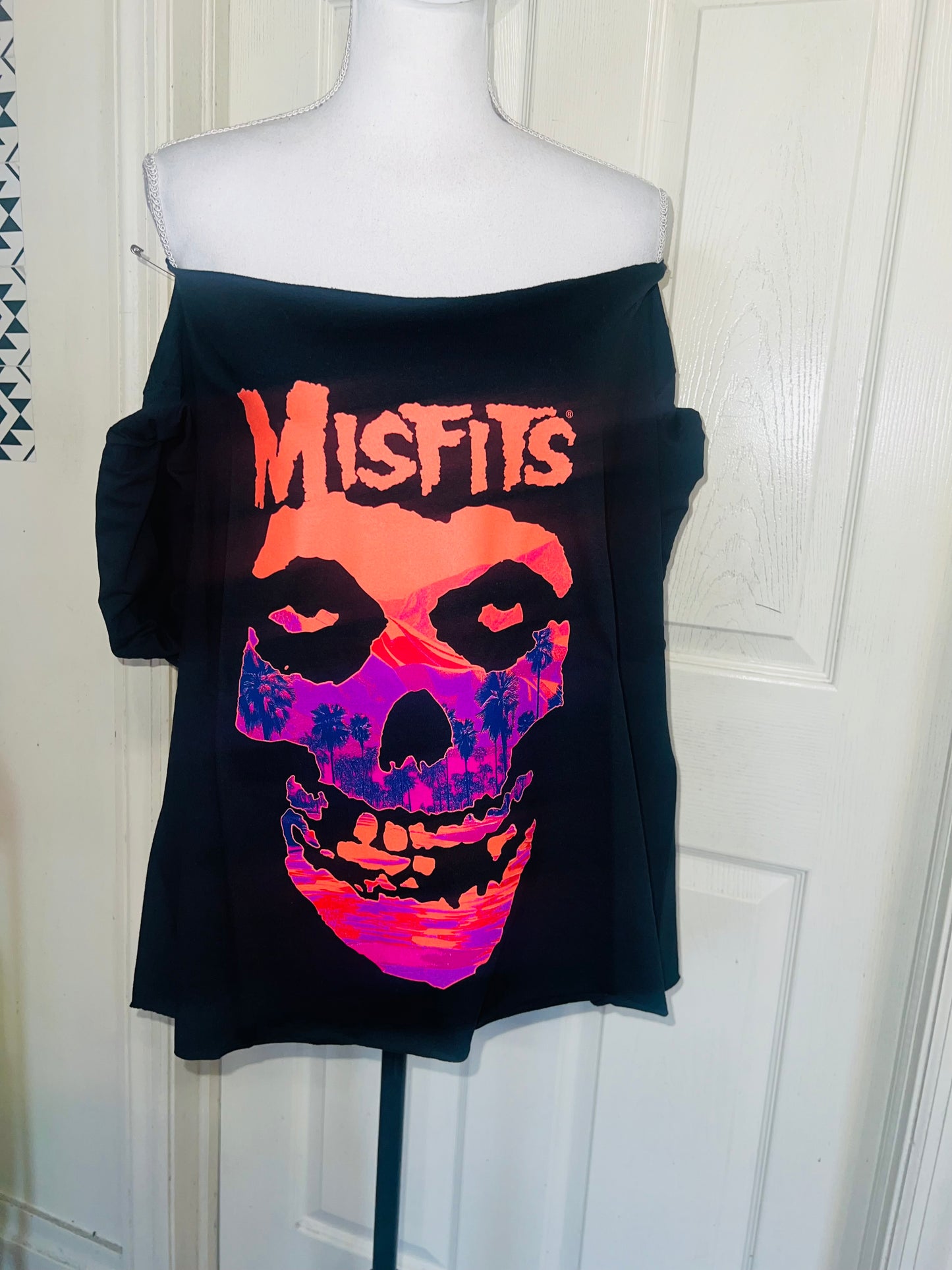 Misfits Oversized Off The Shoulder Distressed Tee