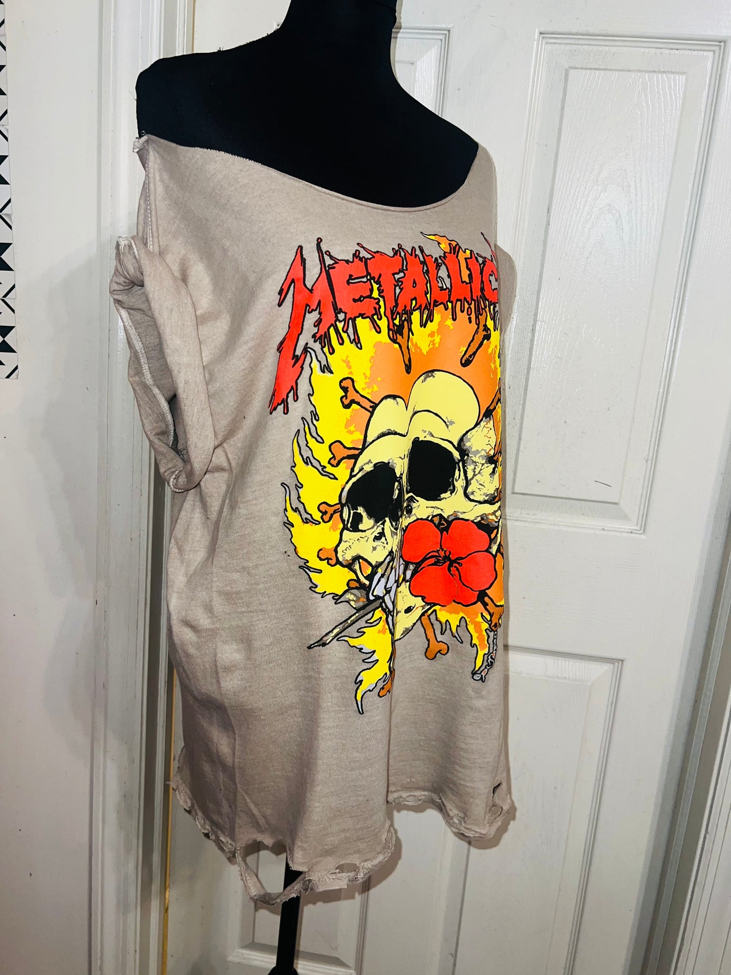 Metallica Oversized Distressed Tee