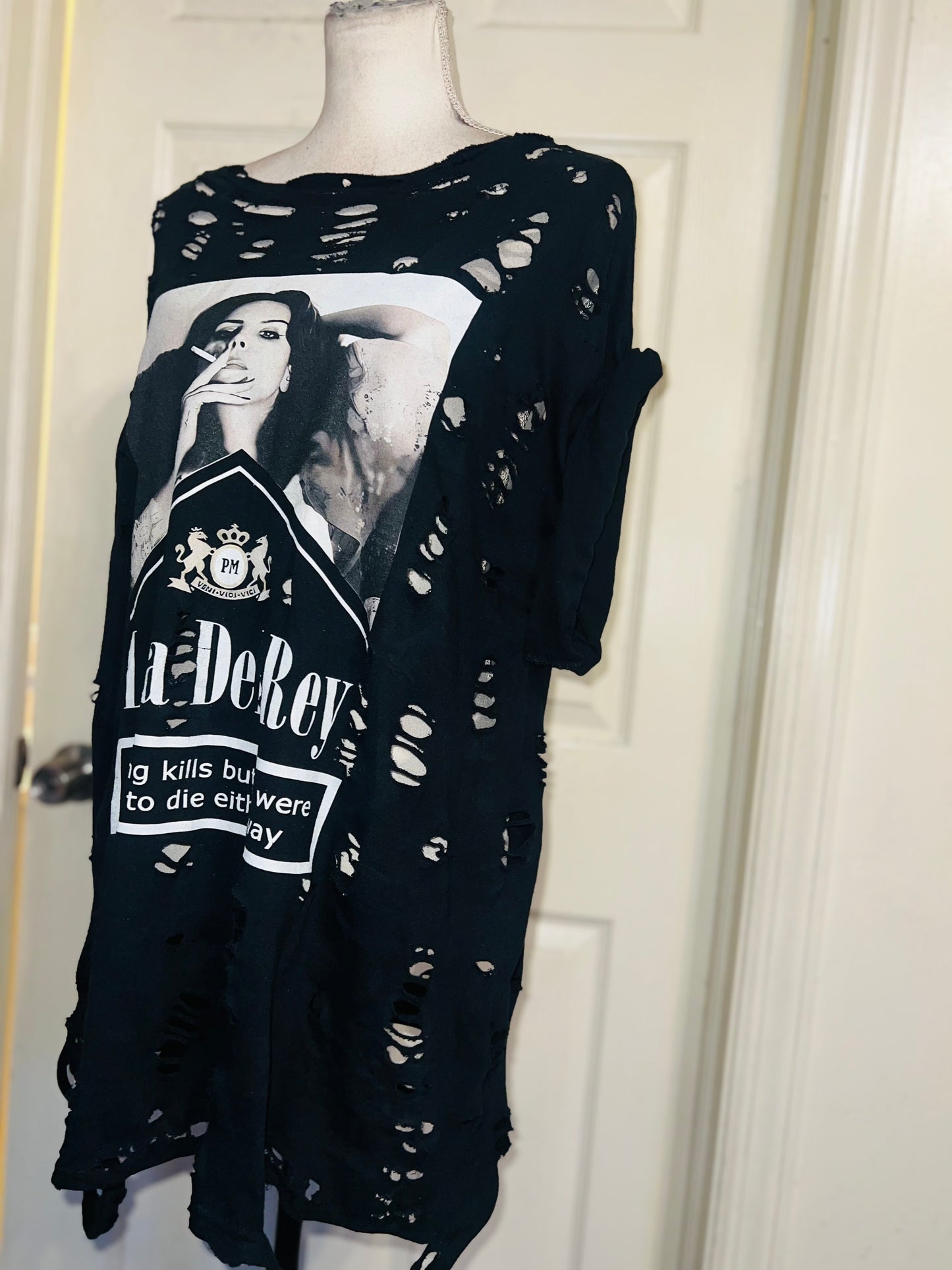 Lana Del Rey Born to Die Oversized Distressed Tee