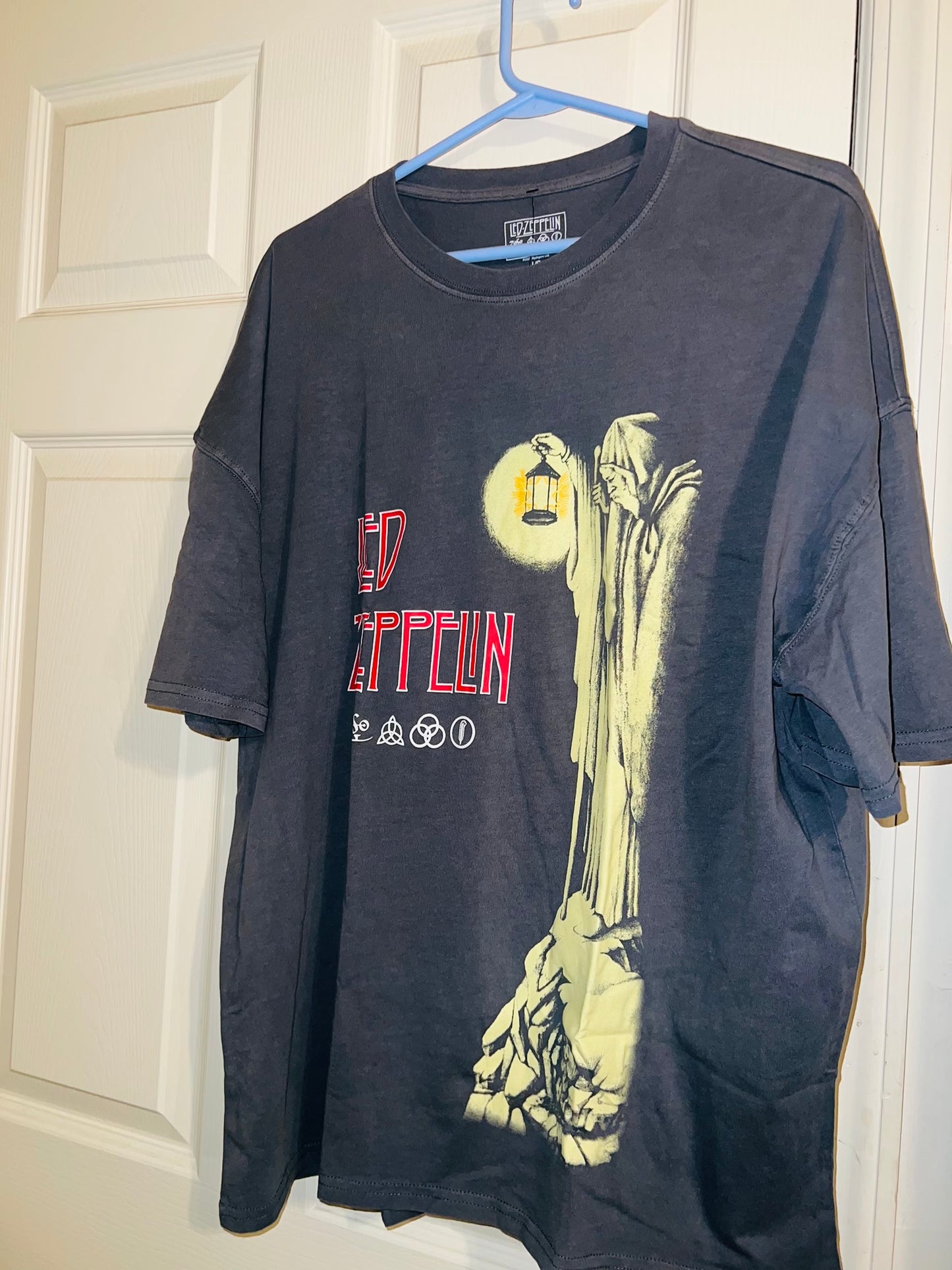 Led Zeppelin Oversized Distressed Tee