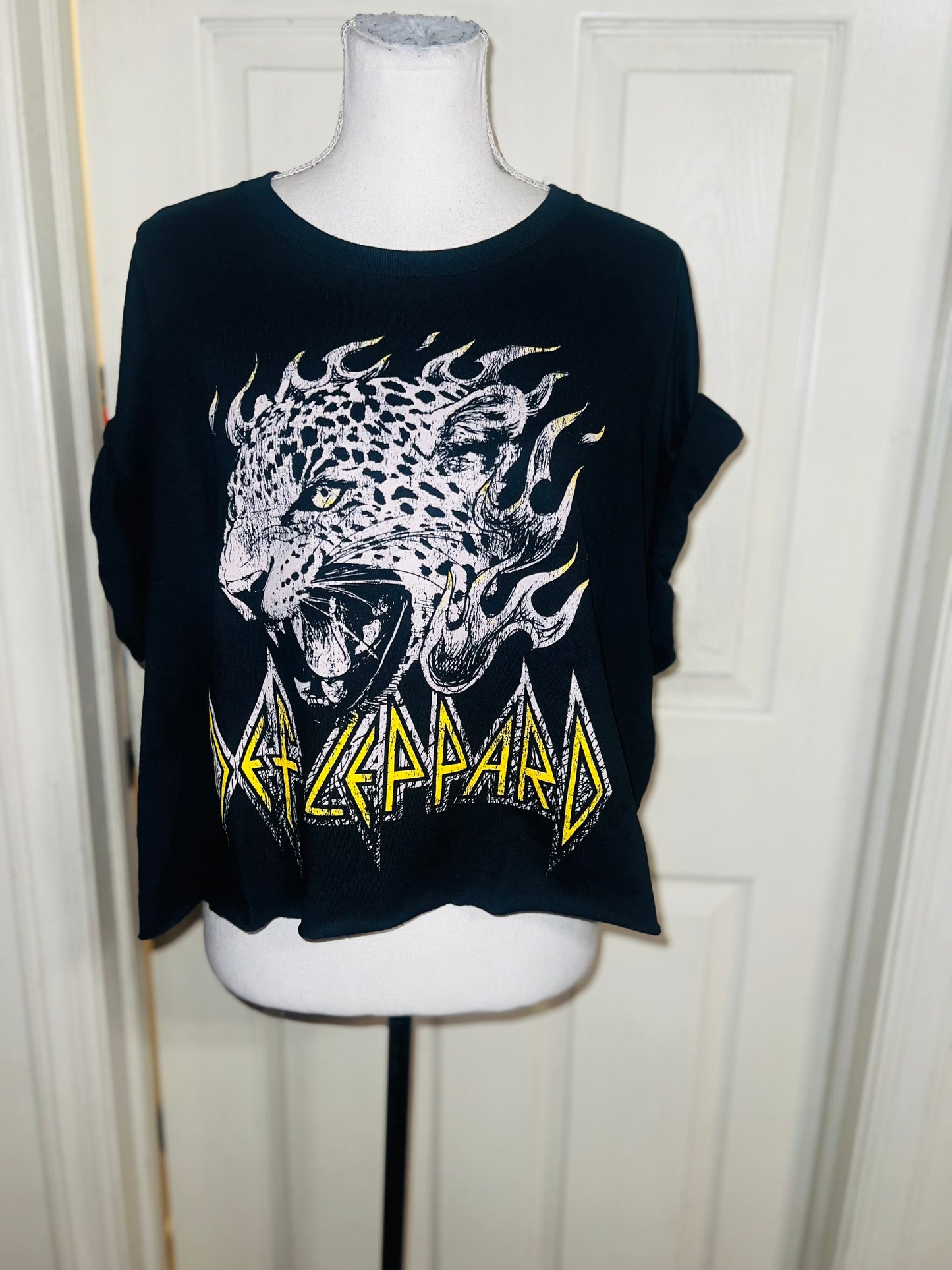 Def Leppard Oversized Distressed Tee