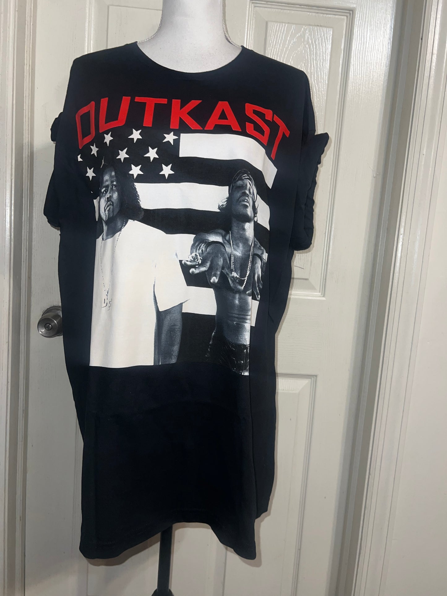 Outkast Oversized Distressed Tee
