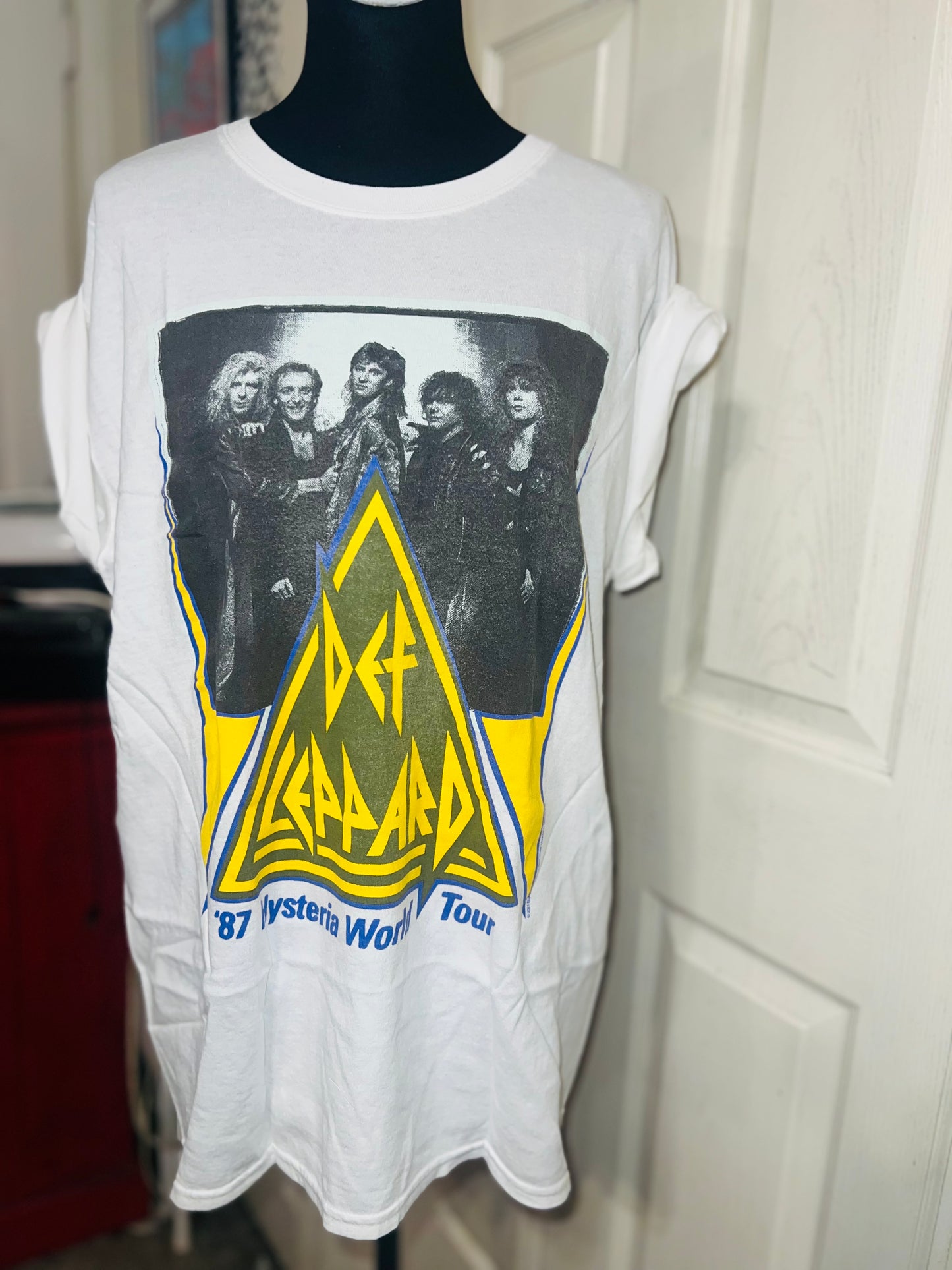 Def Leppard Oversized Distressed Tee