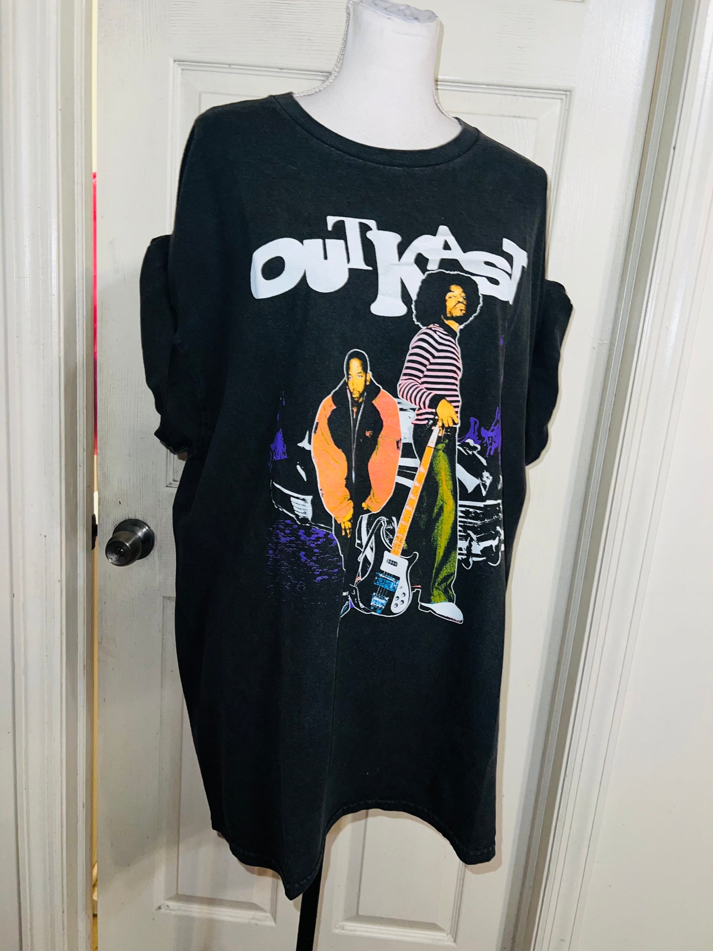 Outkast Oversized Distressed Tee