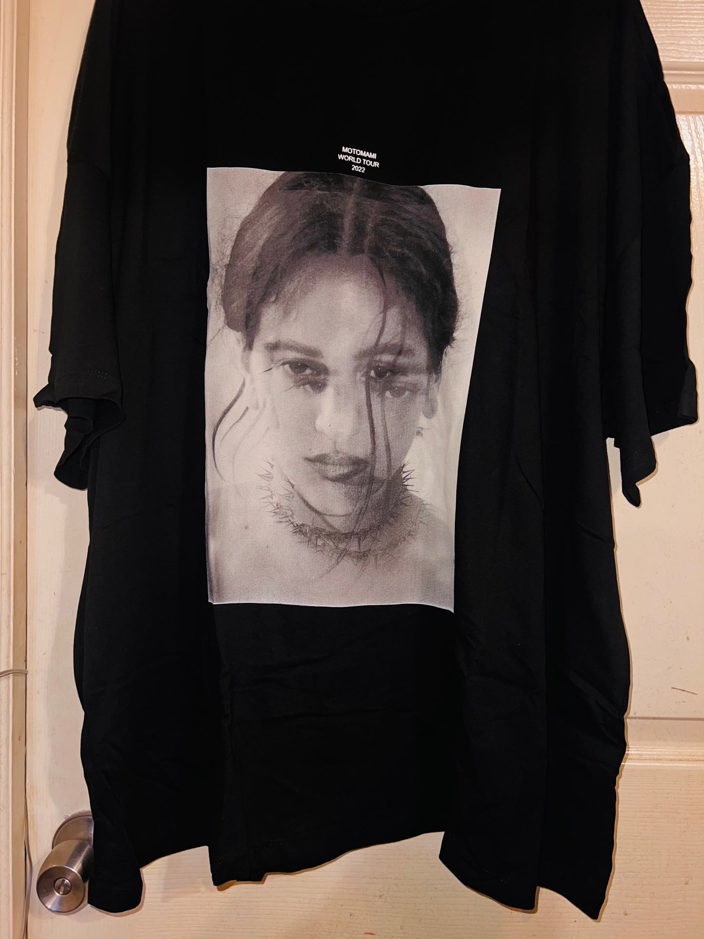 Rosalia Oversized Distressed Tee