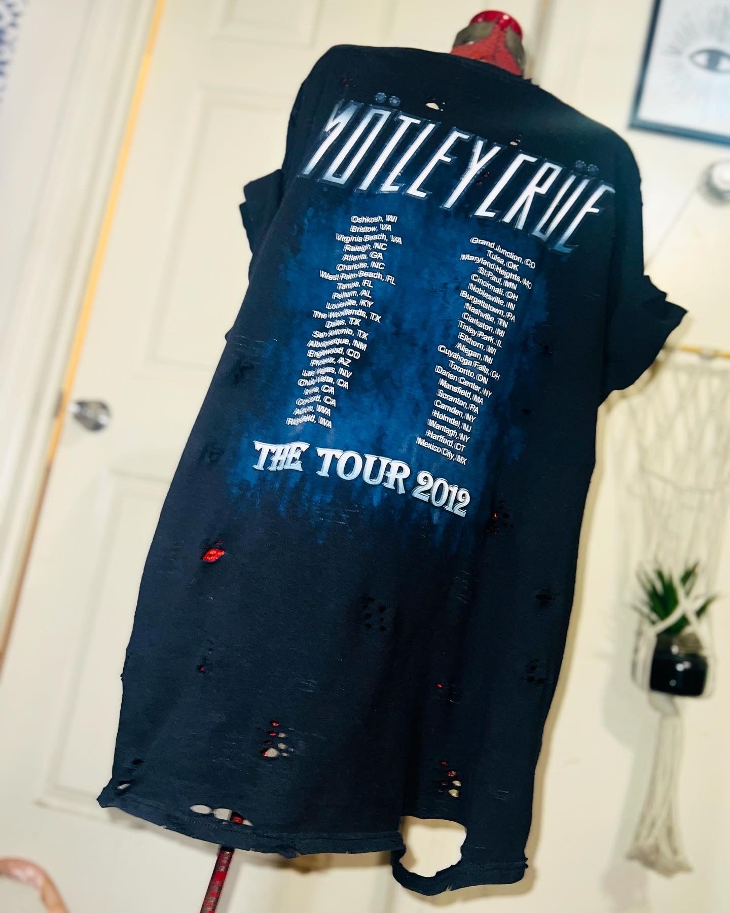2012 Vintage Motley Crue Oversized Tee