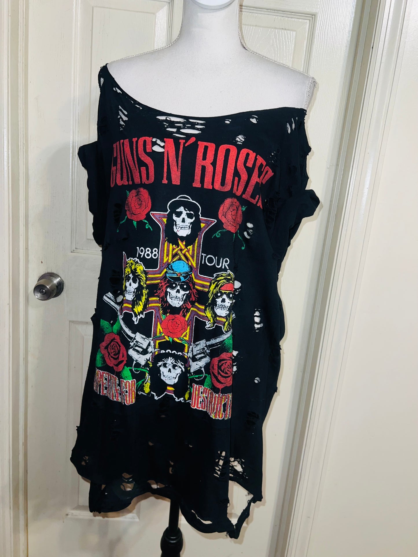 Guns N’ Roses Oversized Distressed Tee