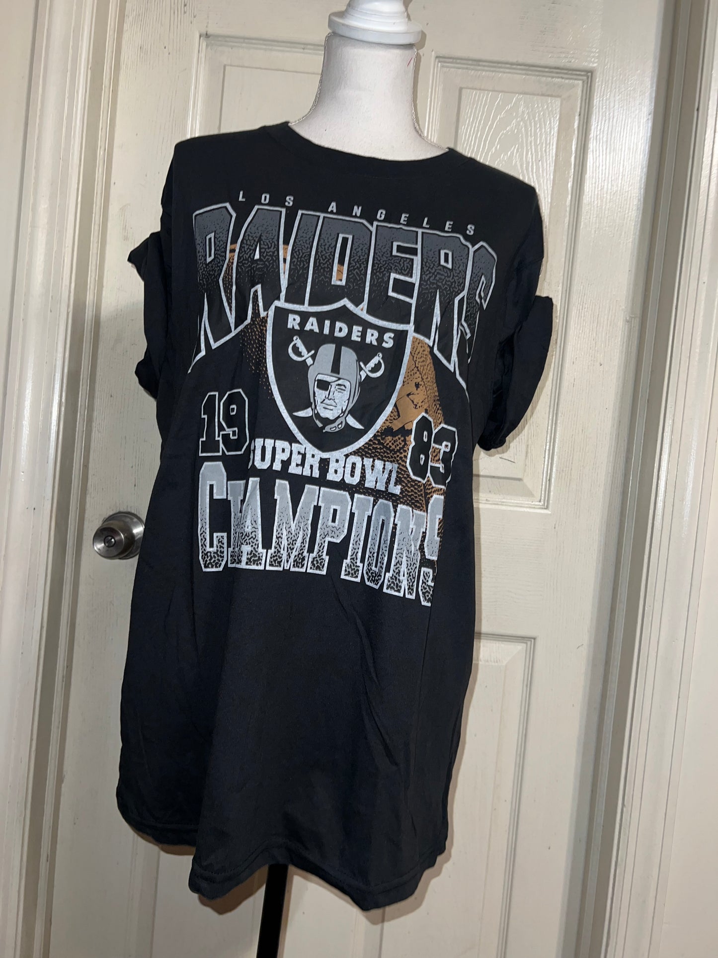 Las Vegas Raiders Oversized Distressed Tee