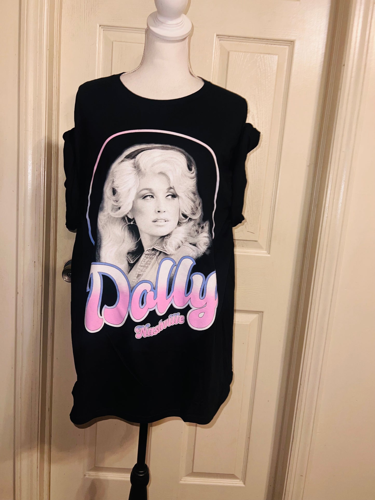Dolly Parton Oversized Distressed Tee