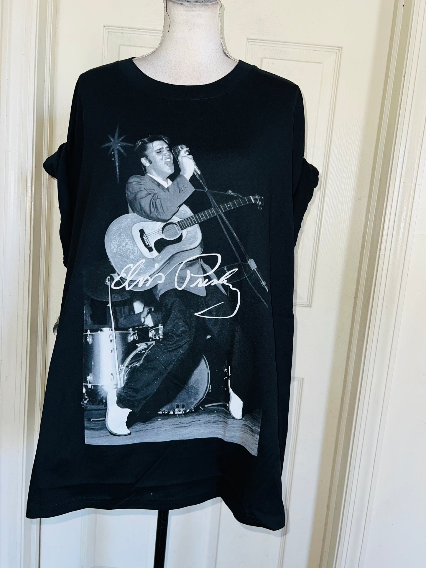 Elvis Presley Oversized Distressed Tee
